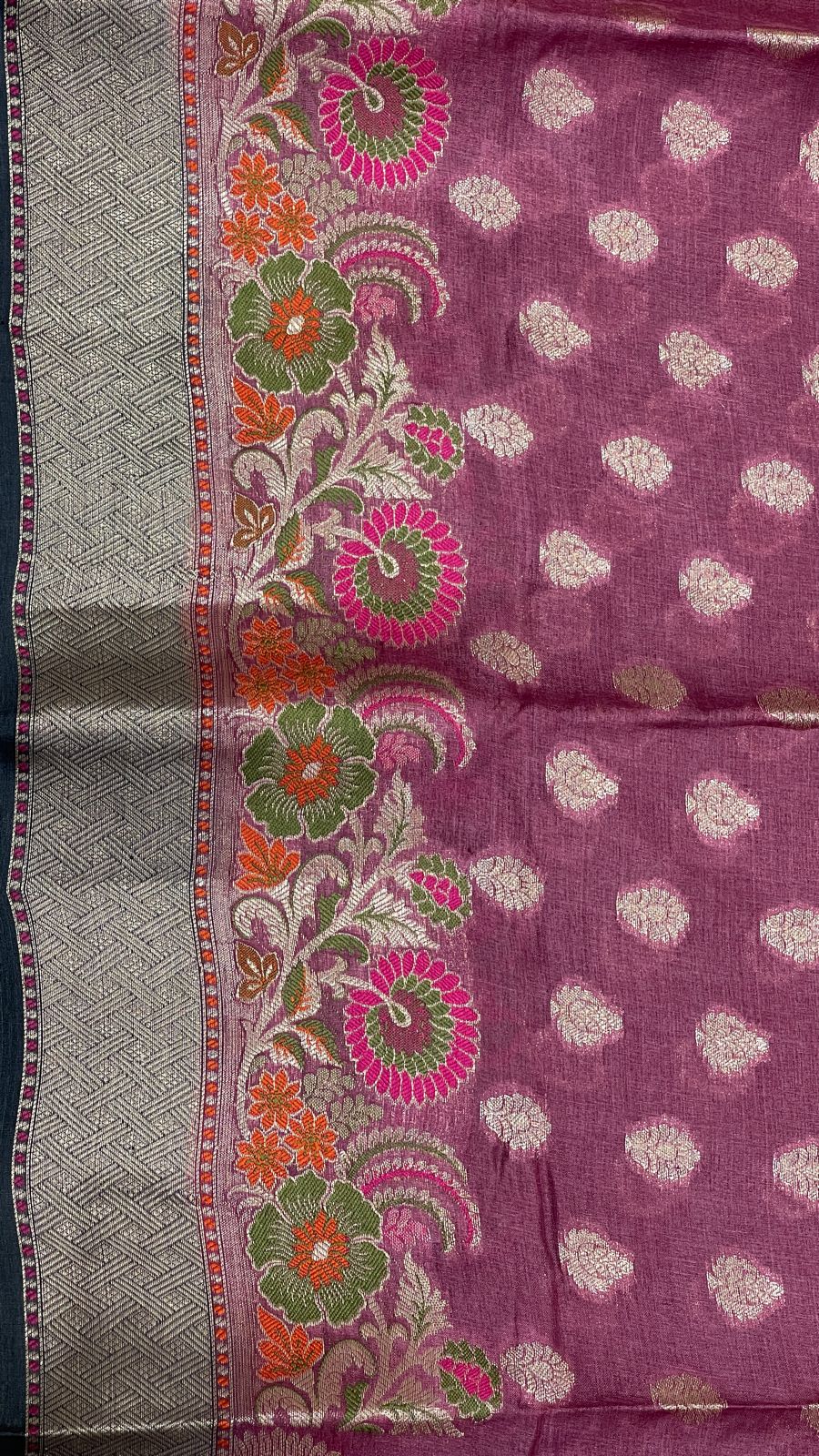 Faishana Pure Handwoven Mauve Tussar Silk Floral Zari Booti Skirt Mina Floral Zari Black Border with Black Blouse Piece