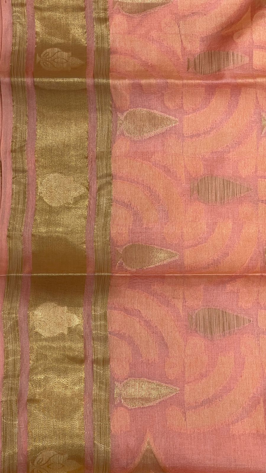 Faishana Pure Handwoven Pink Tussar Silk Floral Zari Boota Banarasi Floral Zari Border and Pallu with Pink Blouse