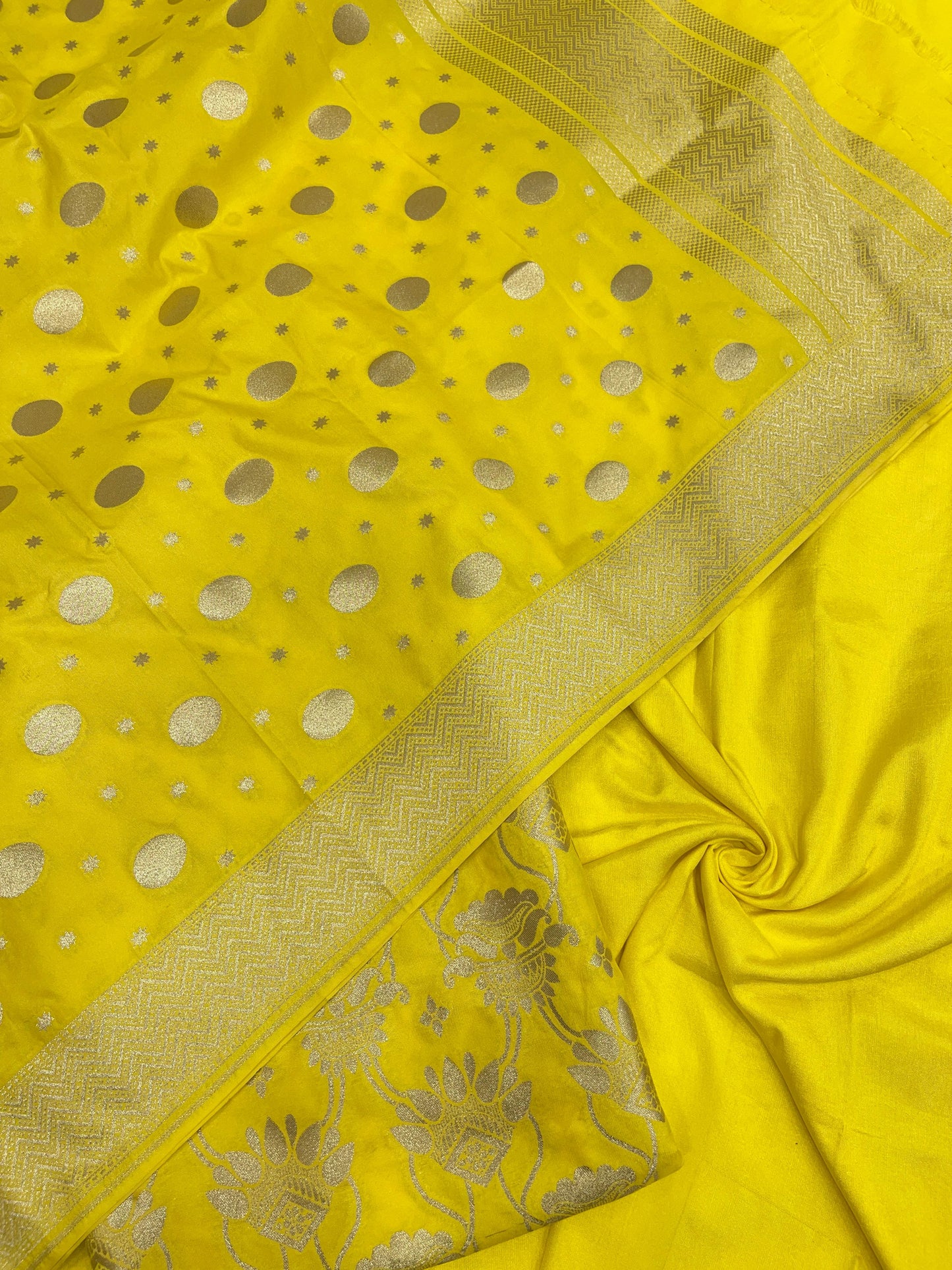 Faishana Presents Gold Floral Zari Jaal 3pcs Suit with Gold Polka dot Chunri Booti Dupatta and Plain Gold Bottom