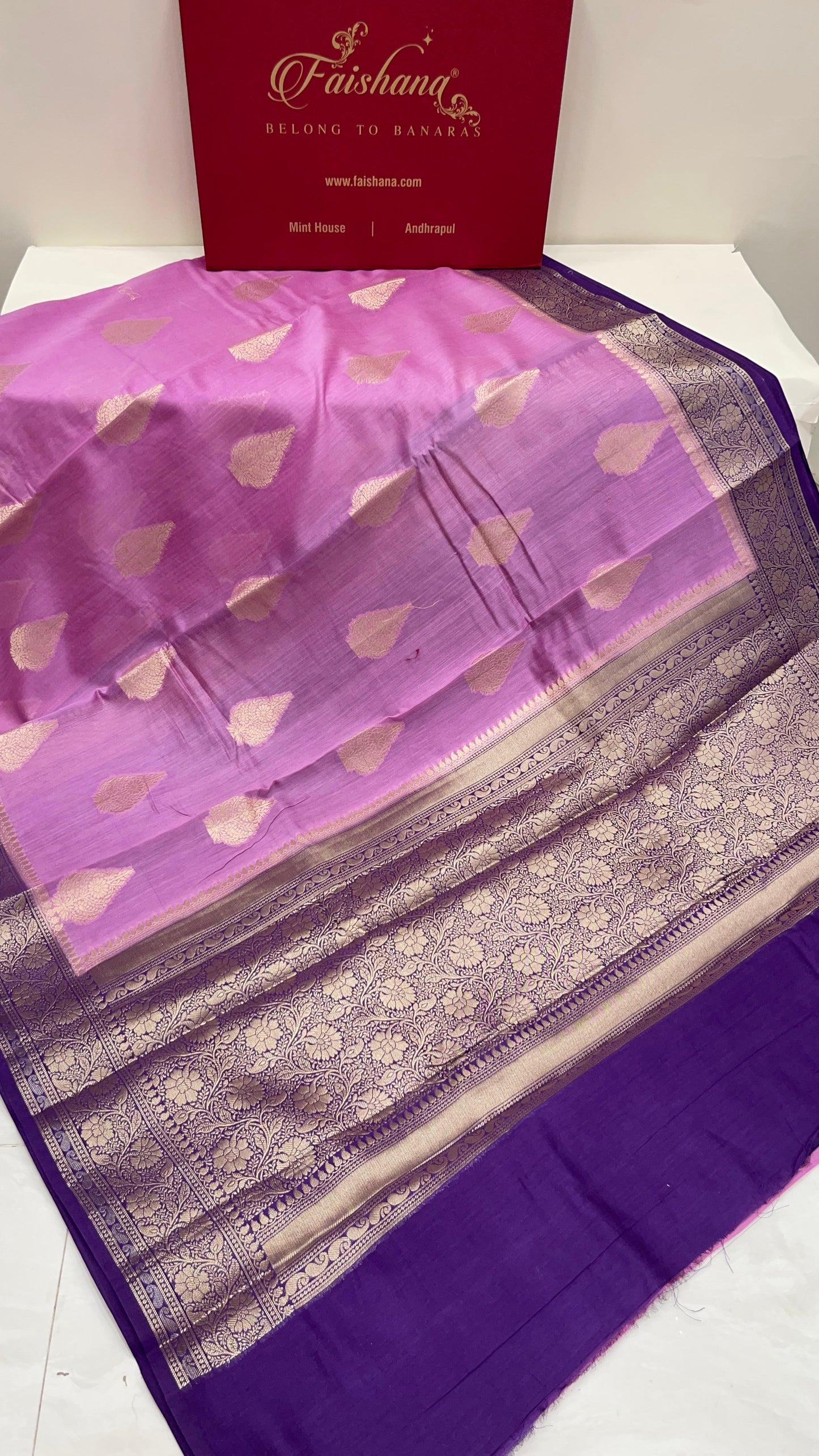 Faishana Pure Handloom Light Purple Cotton Golden Floral Zari Booti Contrast Violet Floral Zari Jaal Border and Pallu with Violet Blouse