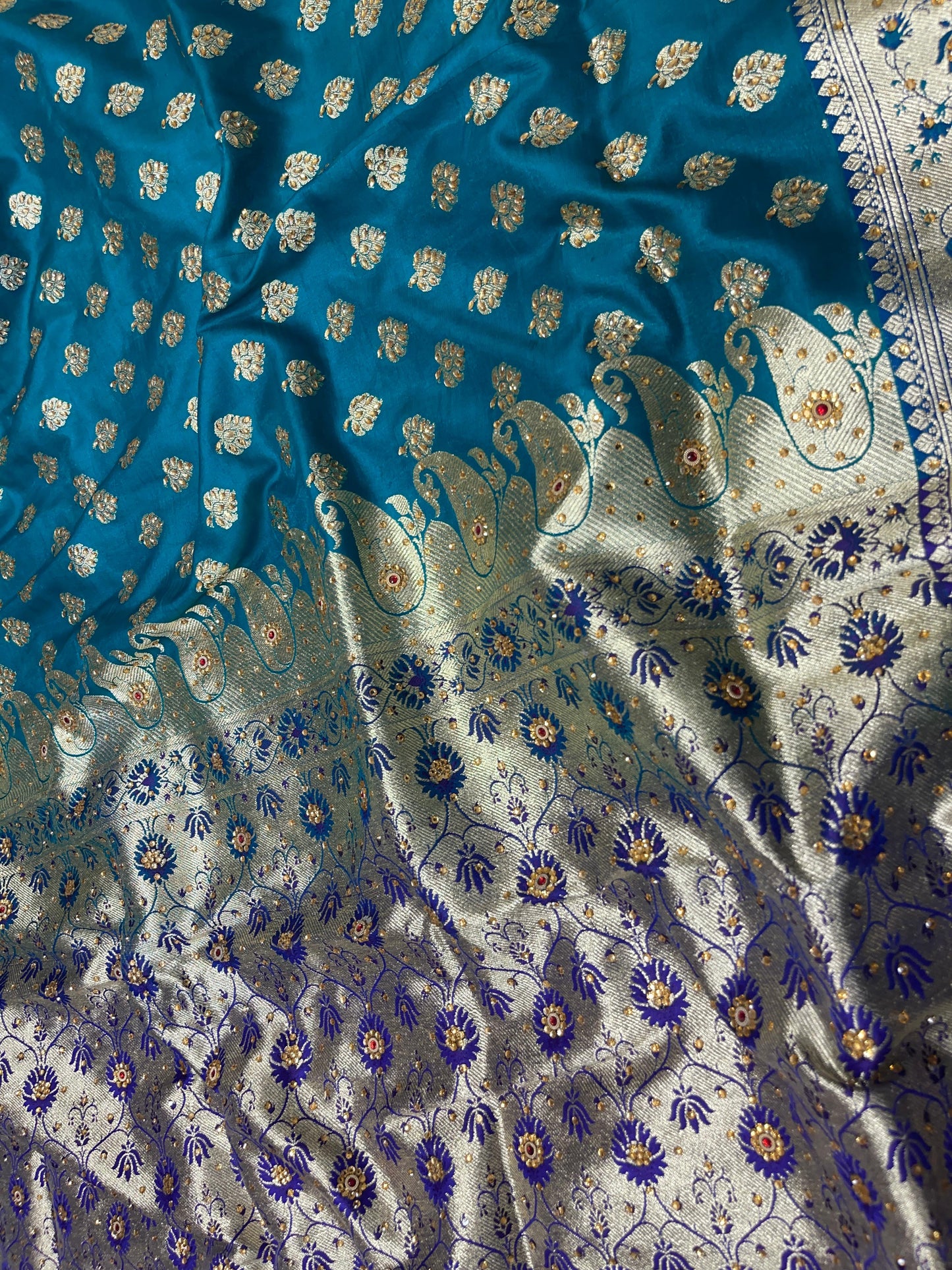 Faishana Presents Seagreen Satin Silk Floral Zari Booti Low Stone Work Banarasi Saree with Contrast Purple Pallu and Purple Blouse