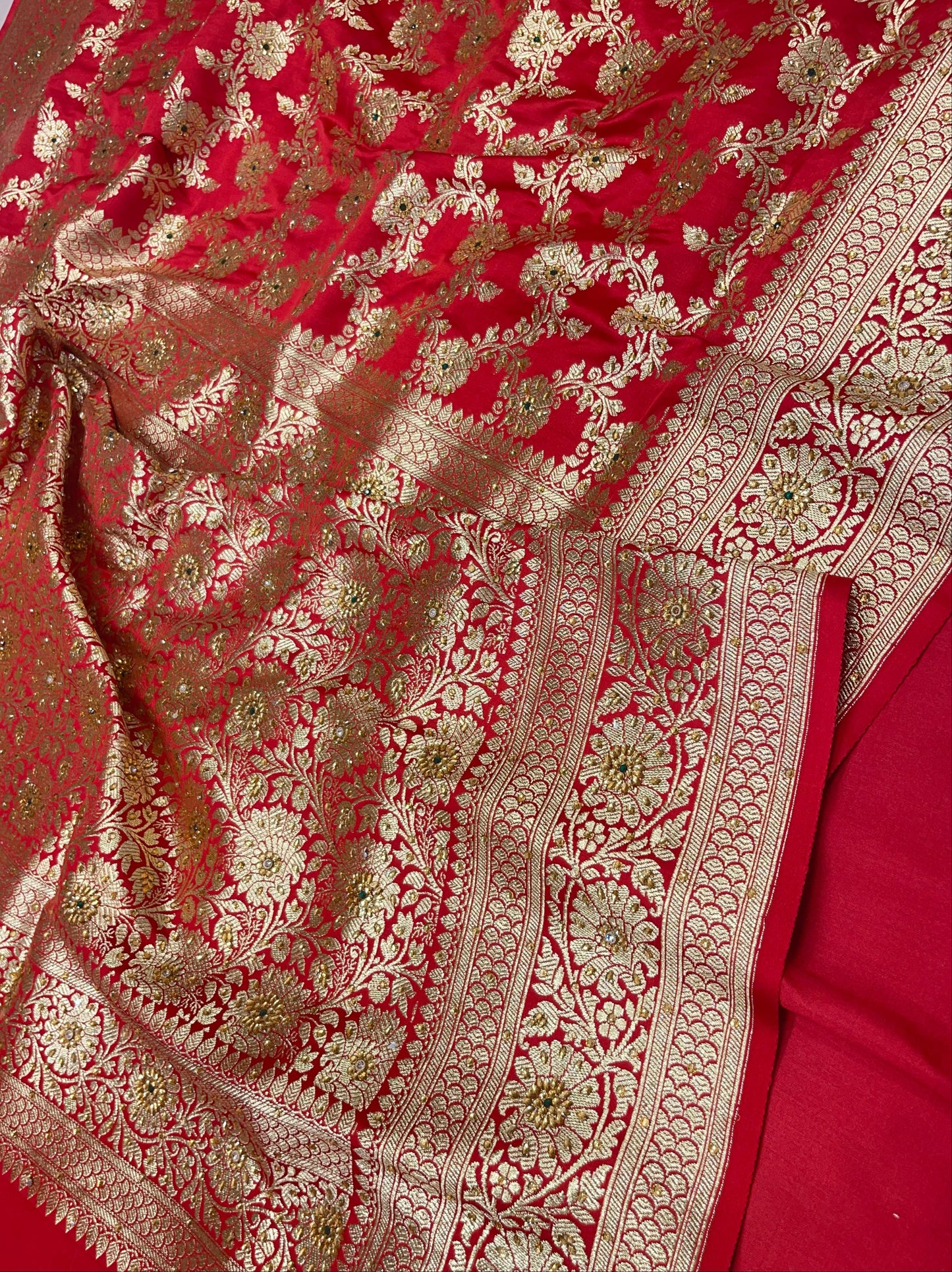 Faishana Presents Red Satin Silk Floral Zari Jaal Low Stone Work Banarasi Saree with Floral Zari Jaal Pallu and Red Blouse