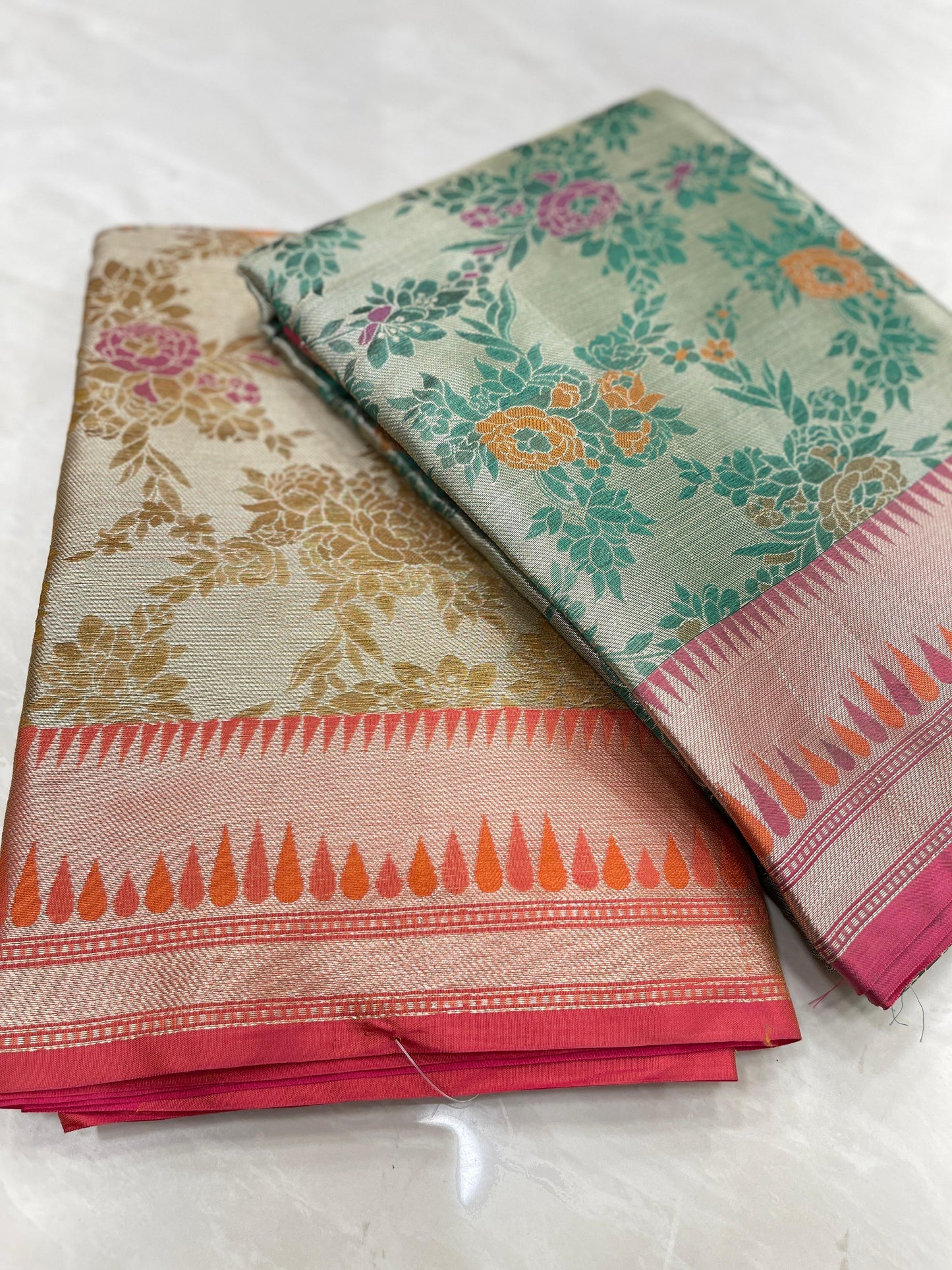 Faishana Presents Green Art Silk Floral Tilfi Mina Zari Jaal with Contrast Pink Minakari Boota Pallu Double Mina Zari Border and Pink Blouse