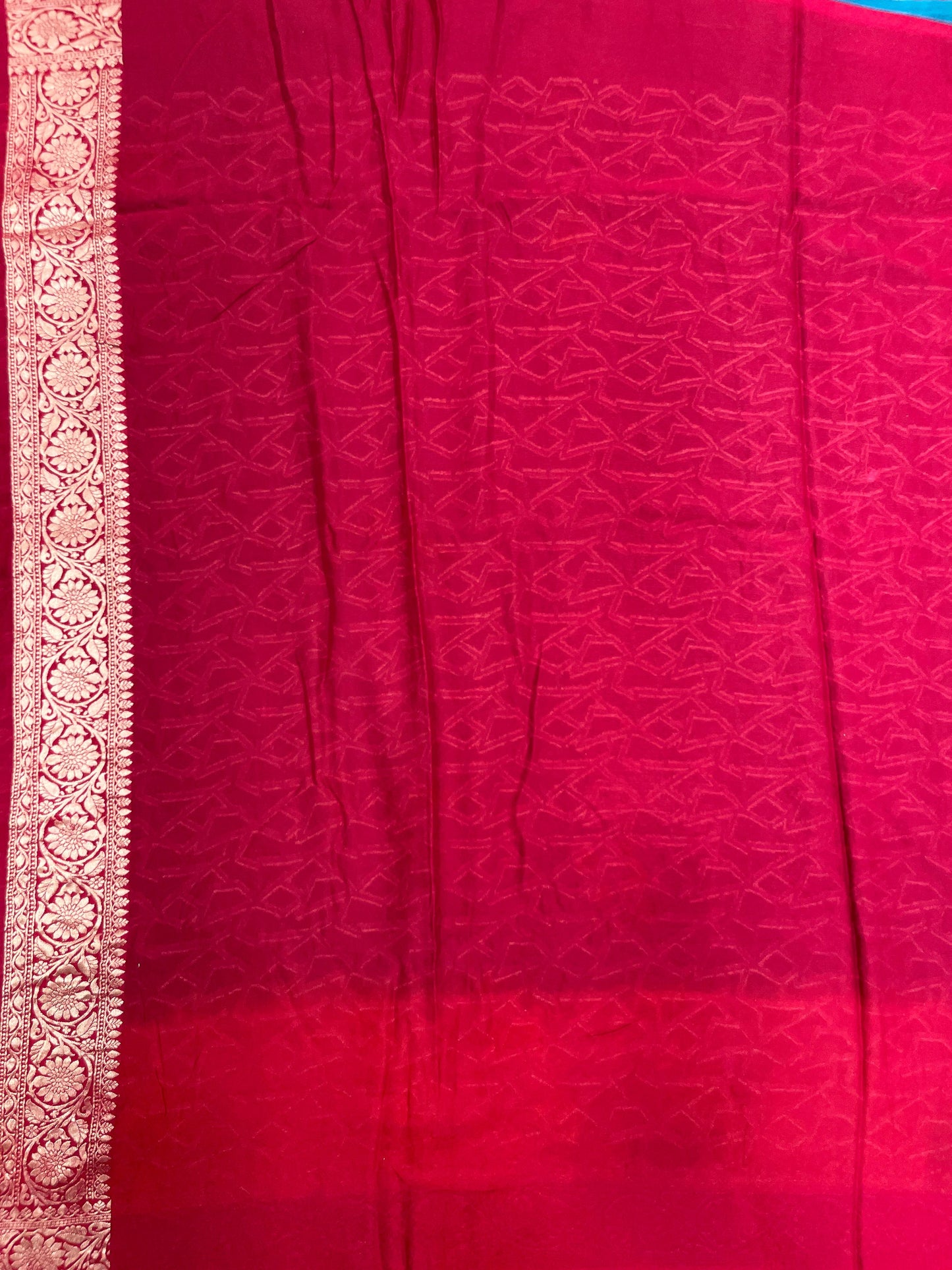 Faishana Presents 2D Yellow Contrast Green Katan Georgette Gold Zari Zig-Zag with Contrast Red Floral Banarasi Floral Banarasi Pallu Zari Border and Red Blouse