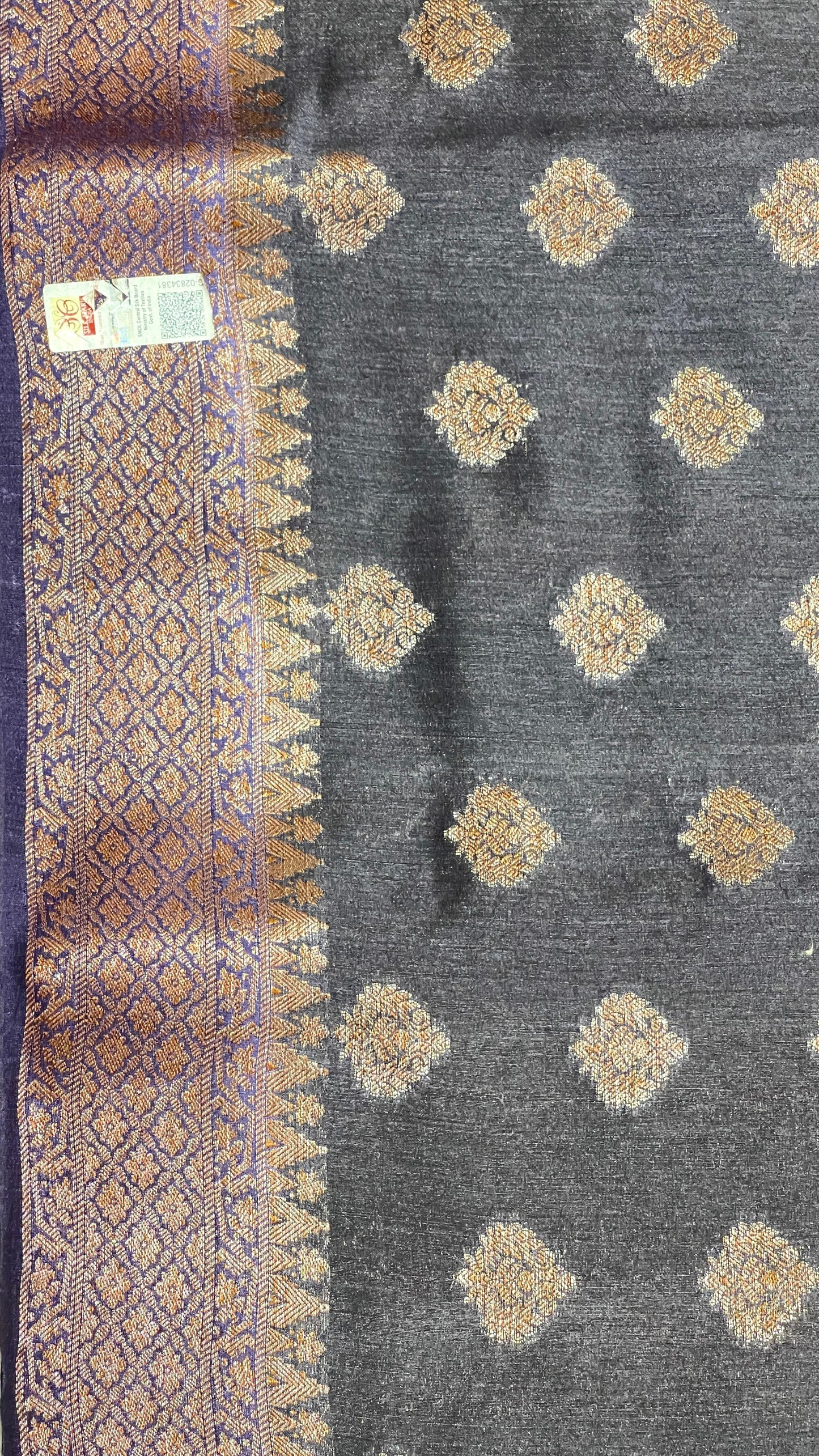 Faishana Pure Handloom Black Munga Silk Floral Copper Zari Booti with Banarasi Floral Pallu Zari Border and Black Blouse