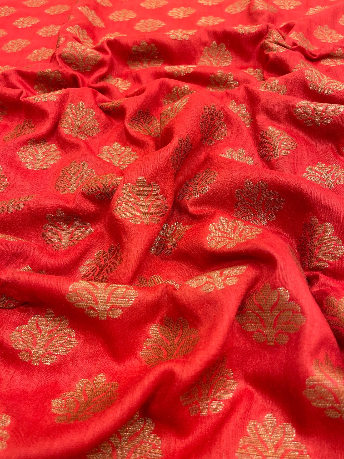 Faishana Pure Handloom Red Munga Silk Floral Copper Zari Booti with Contrast Blue Jaal Skirt Dual Shade Green Floral Zari Border and Blue Blouse