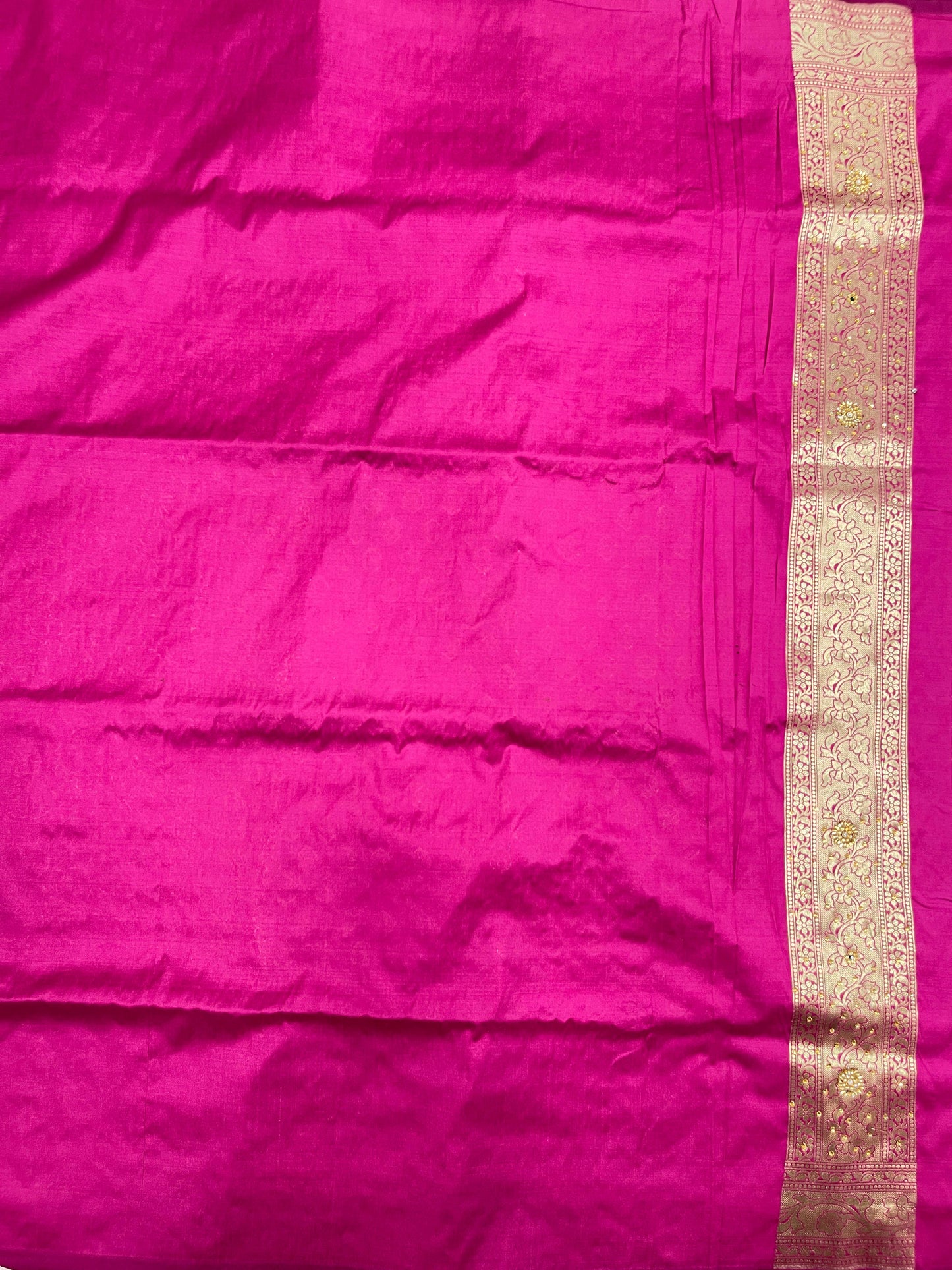 Faishana Presents Magenta Satin Silk Floral Zari Booti Heavy Stone Work Banarasi Saree with Lehariya Pallu and Magenta Blouse