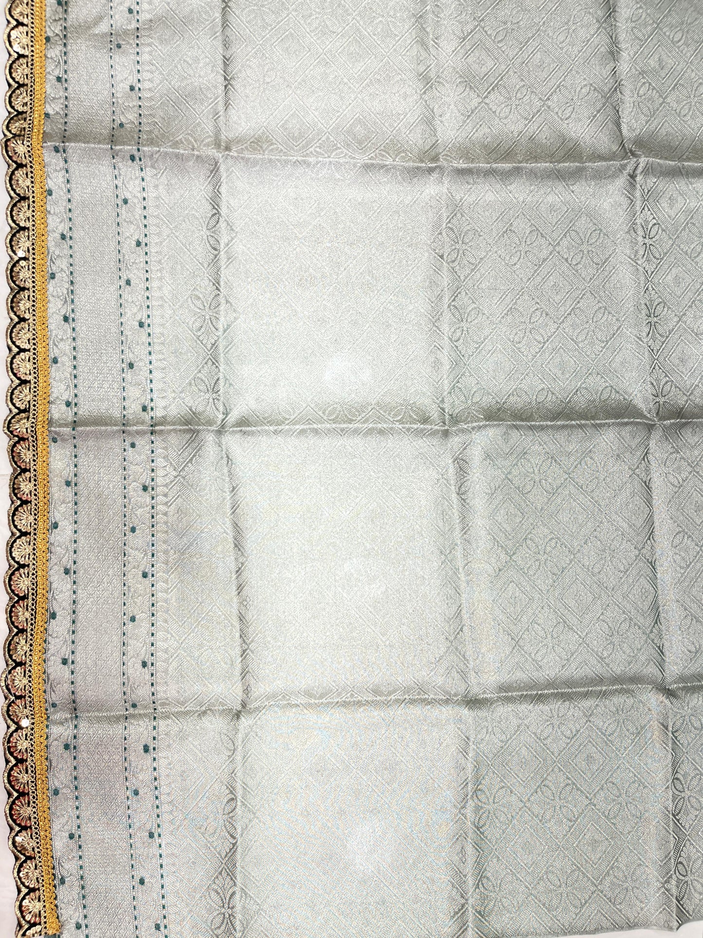 Faishana Presents Green Lace Work Zardoji Pattern Patch work Saree with jacquard Blouse.