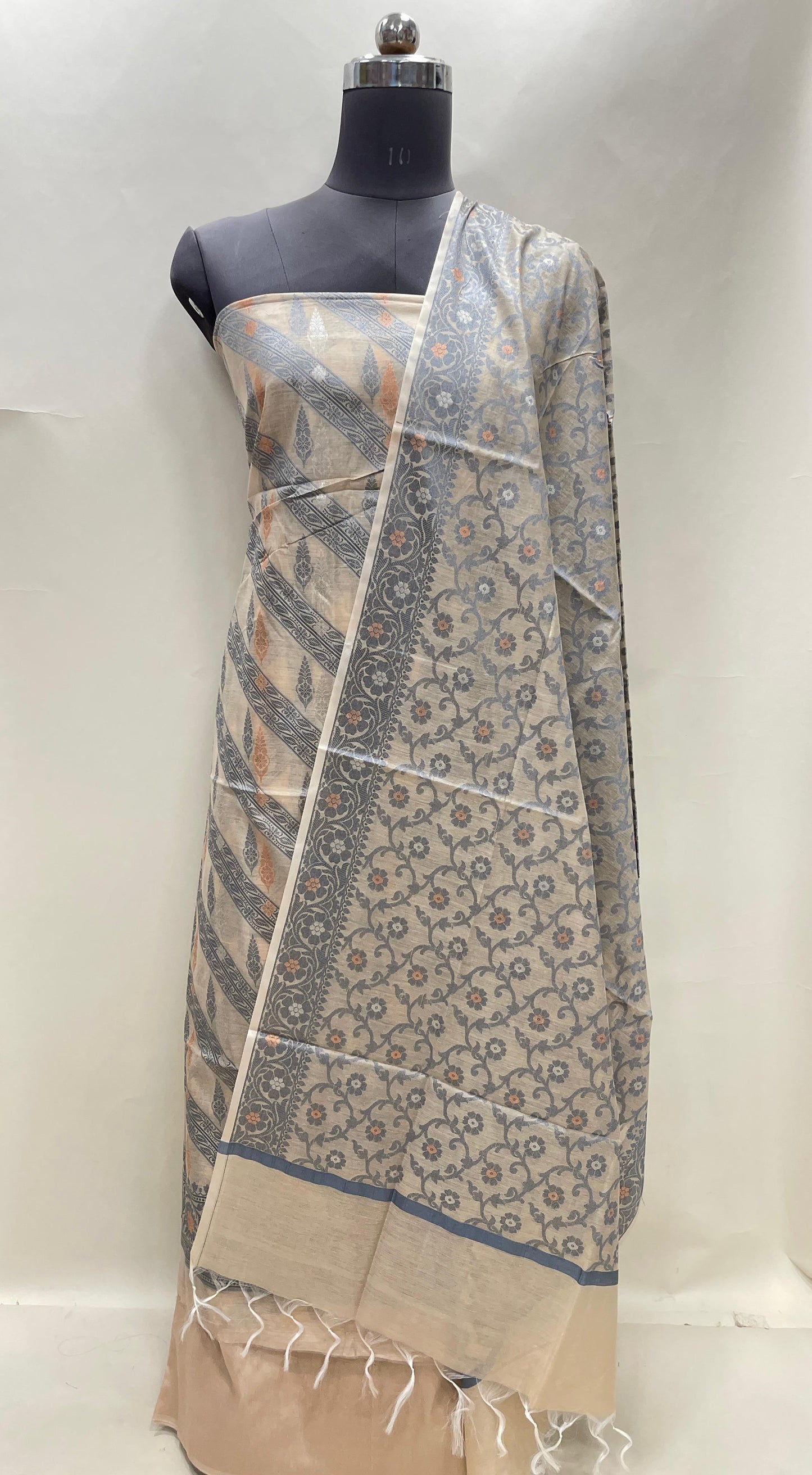 Beige cotton suit set with diagonal resham stripes and tilfi jaal dupatta. SHL_21