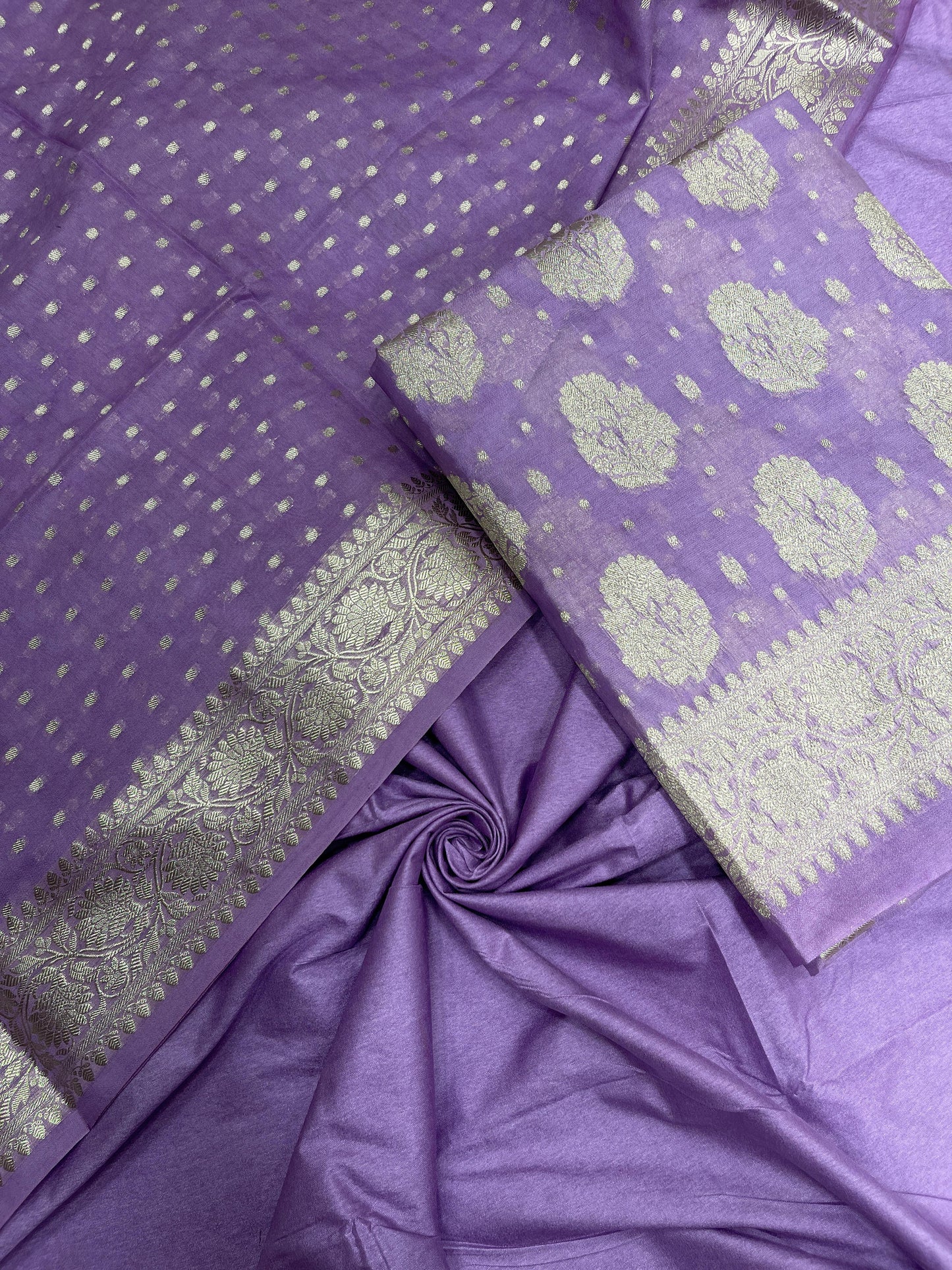 Light purple semi-georgette suit set with floral silver zari bootis and matching dupatta. SHL_42
