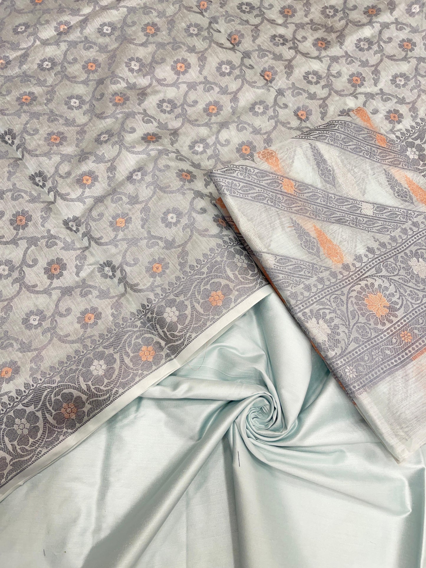 Light grey cotton suit set with diagonal stripes and tilfi jaal dupatta. SHL_20