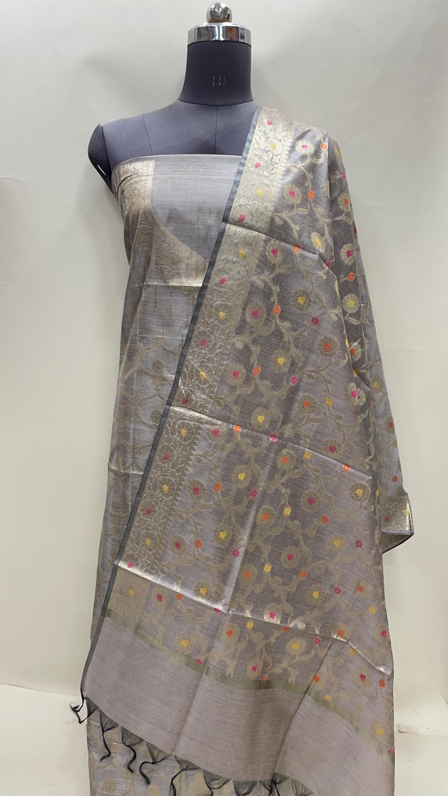 Light mauve cotton suit set with necklace floral stripes and matching jaal dupatta. SHL_37