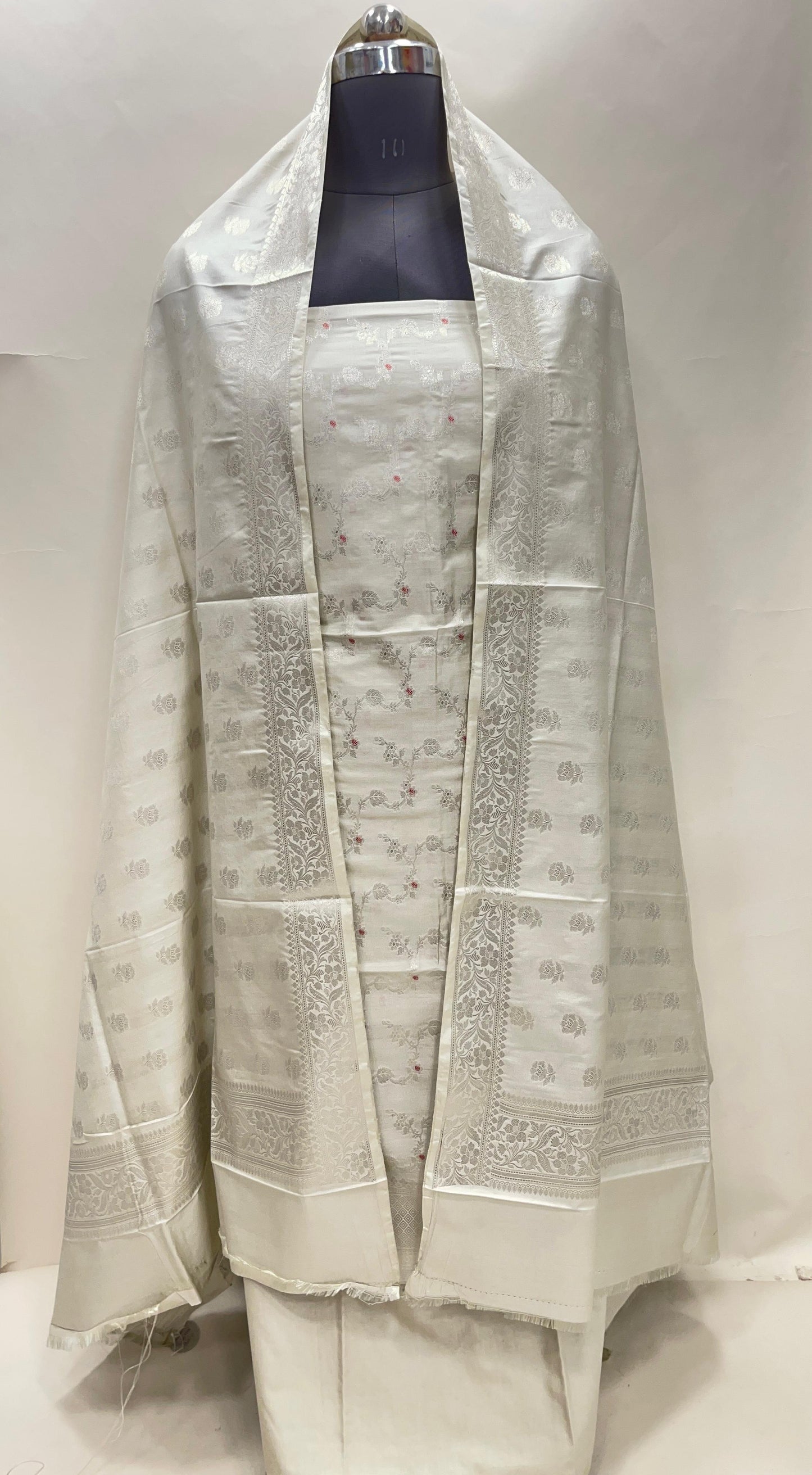 Tussar katan chiniya silk suit set with floral silver zari mina jaal dupatta. SHL_47