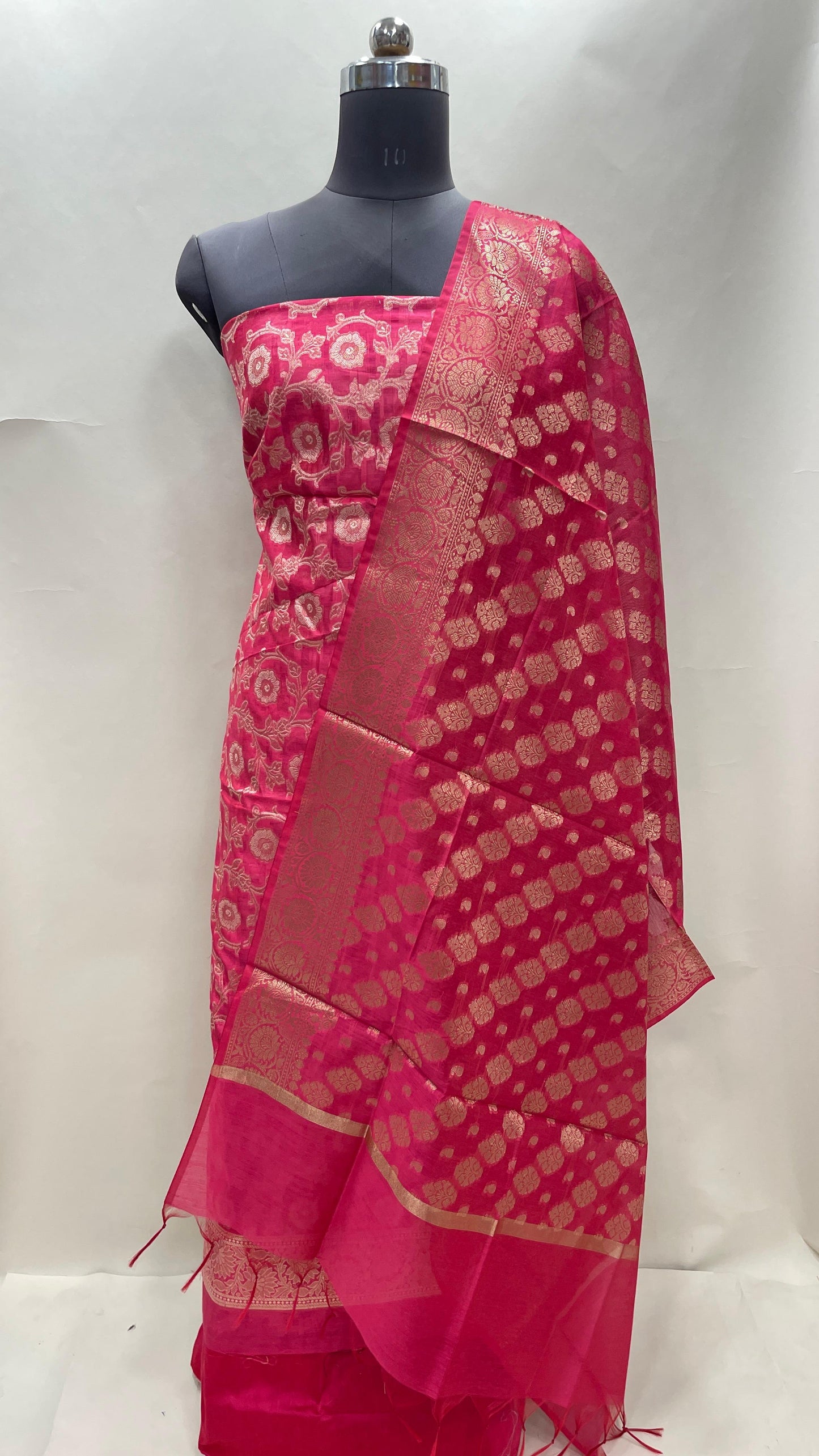 Pink cotton suit set featuring zari resham mina jaal and matching dupatta. SHL_32