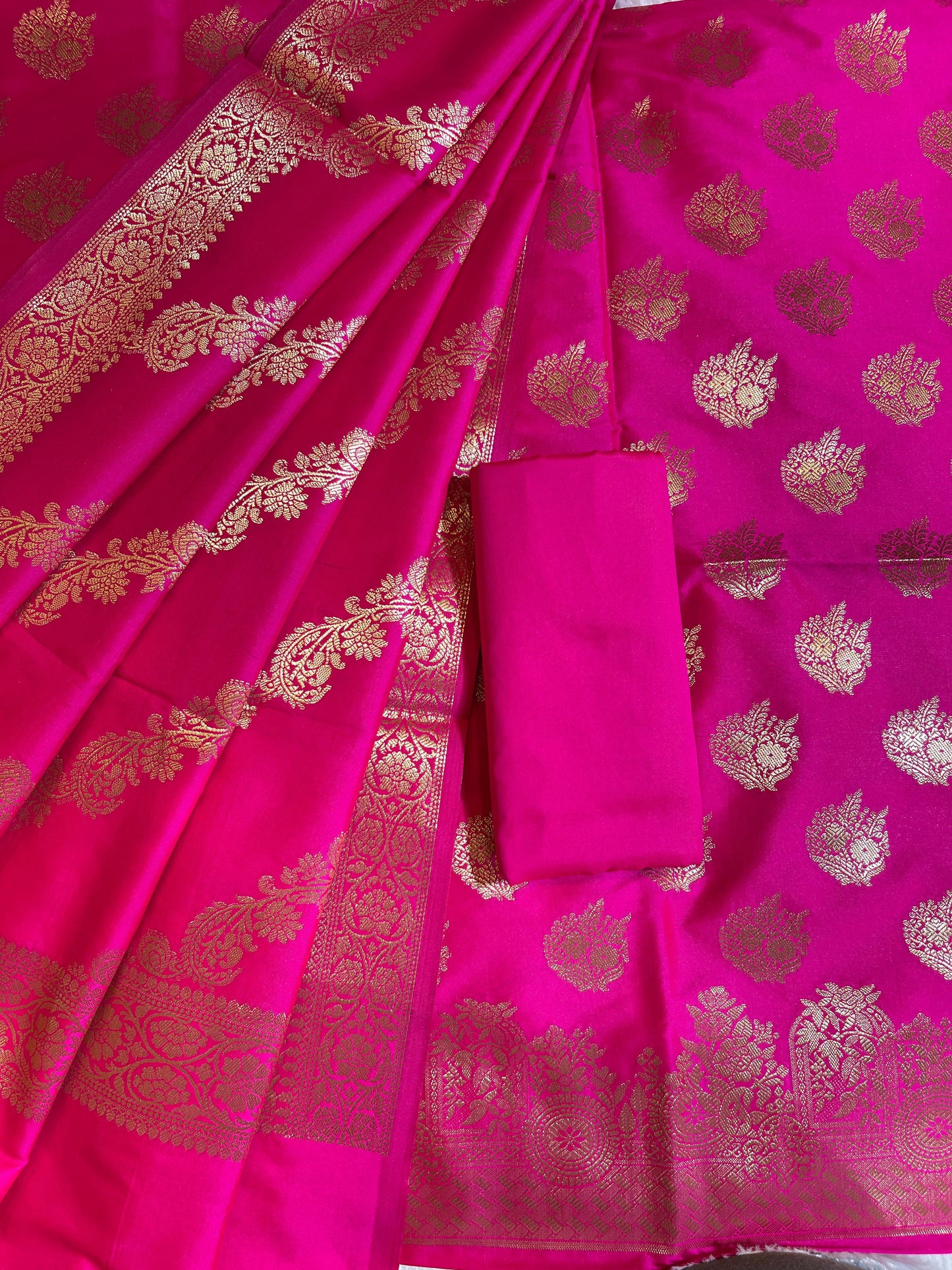 Pink Semi Katan Silk Banarasi 3 pcs Suit Set 750SHL_SK5