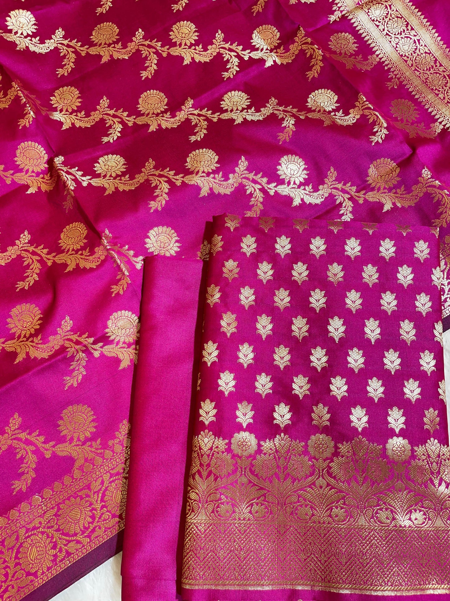 Magenta Semi Katan Silk Banarasi 3 pcs Suit Set 750SHL_SK12