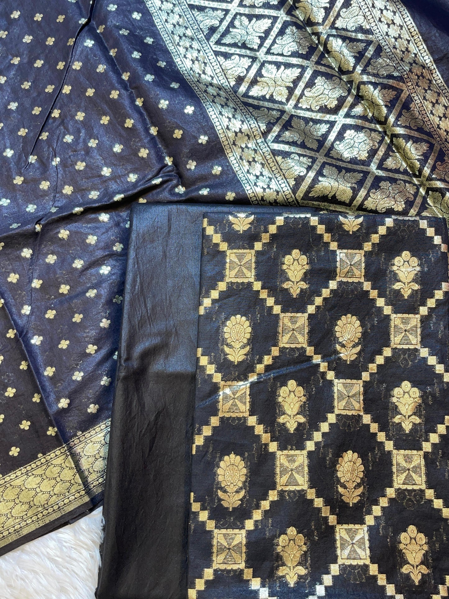 Black Mescrize Cotton Geometrical Banarasi 3 pcs Suit Set 1100SKL_MS2