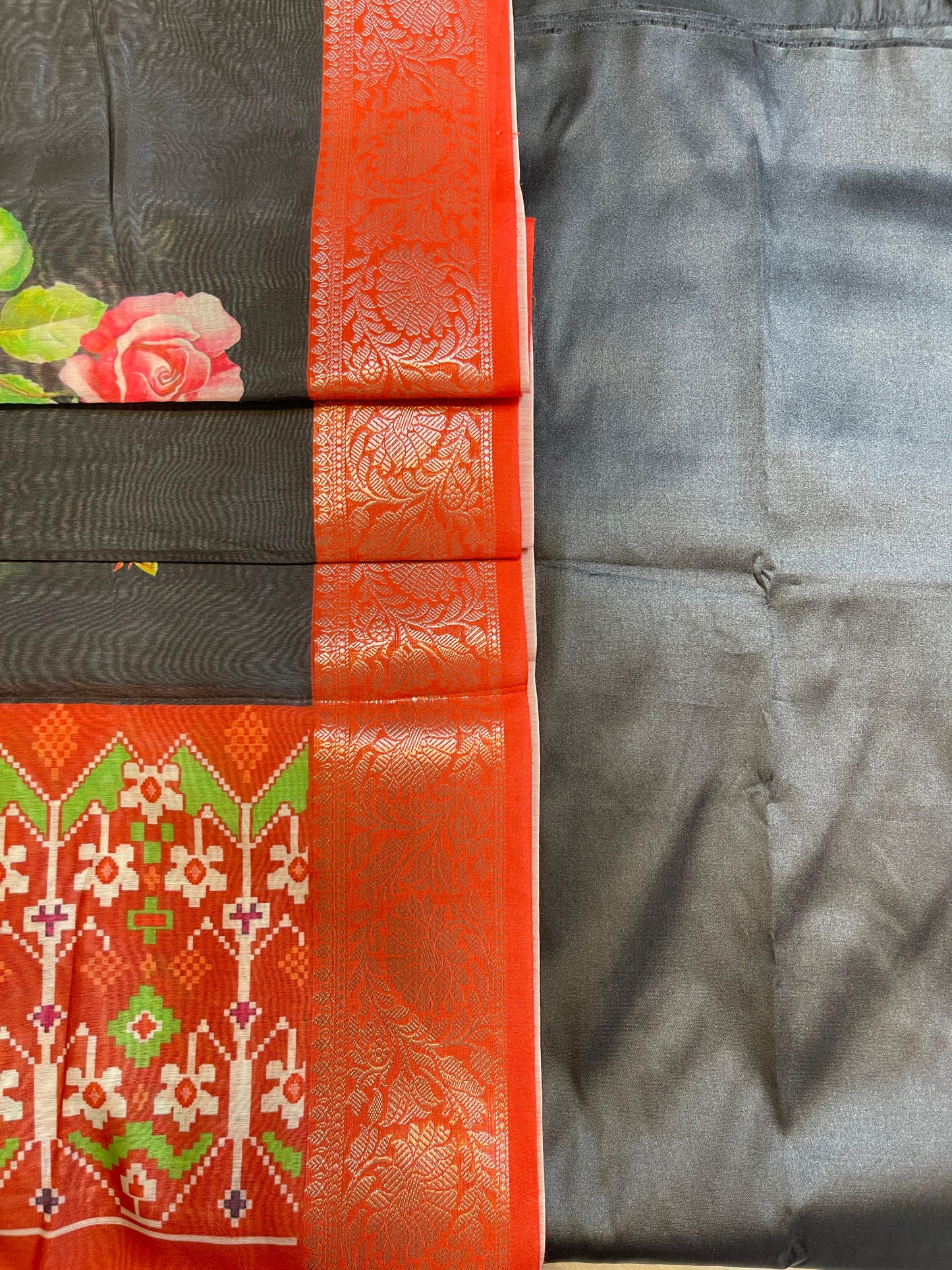 Black Plain Mercerised Silk Banarasi Suit Set with Contrast Red Digital Print Dupatta 650SKL_MS2