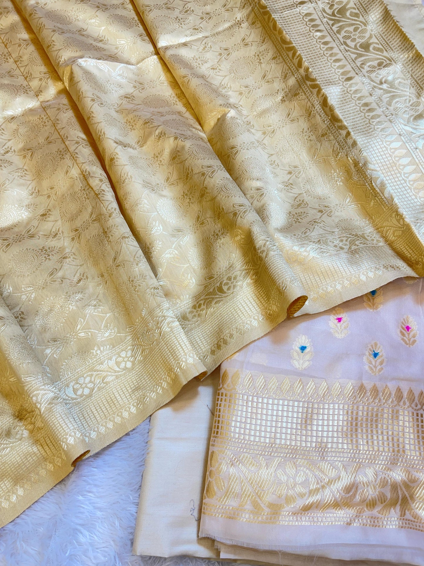 White Butter Silk Zari Mina Booti Banarasi 3 pcs Suit Set 600SKL_BS13