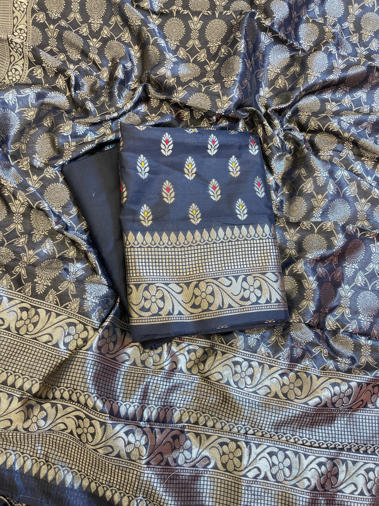 Black Butter Silk Zari Mina Booti Banarasi 3 pcs Suit Set 600SKL_BS15