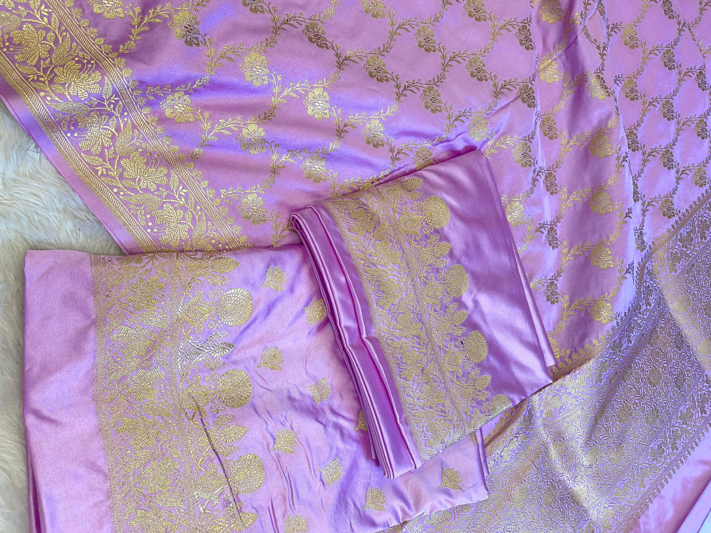 Purple Premium Mashru Silk Floral Zari Booti Banarasi Suit Set 1500AJ_KCP24
