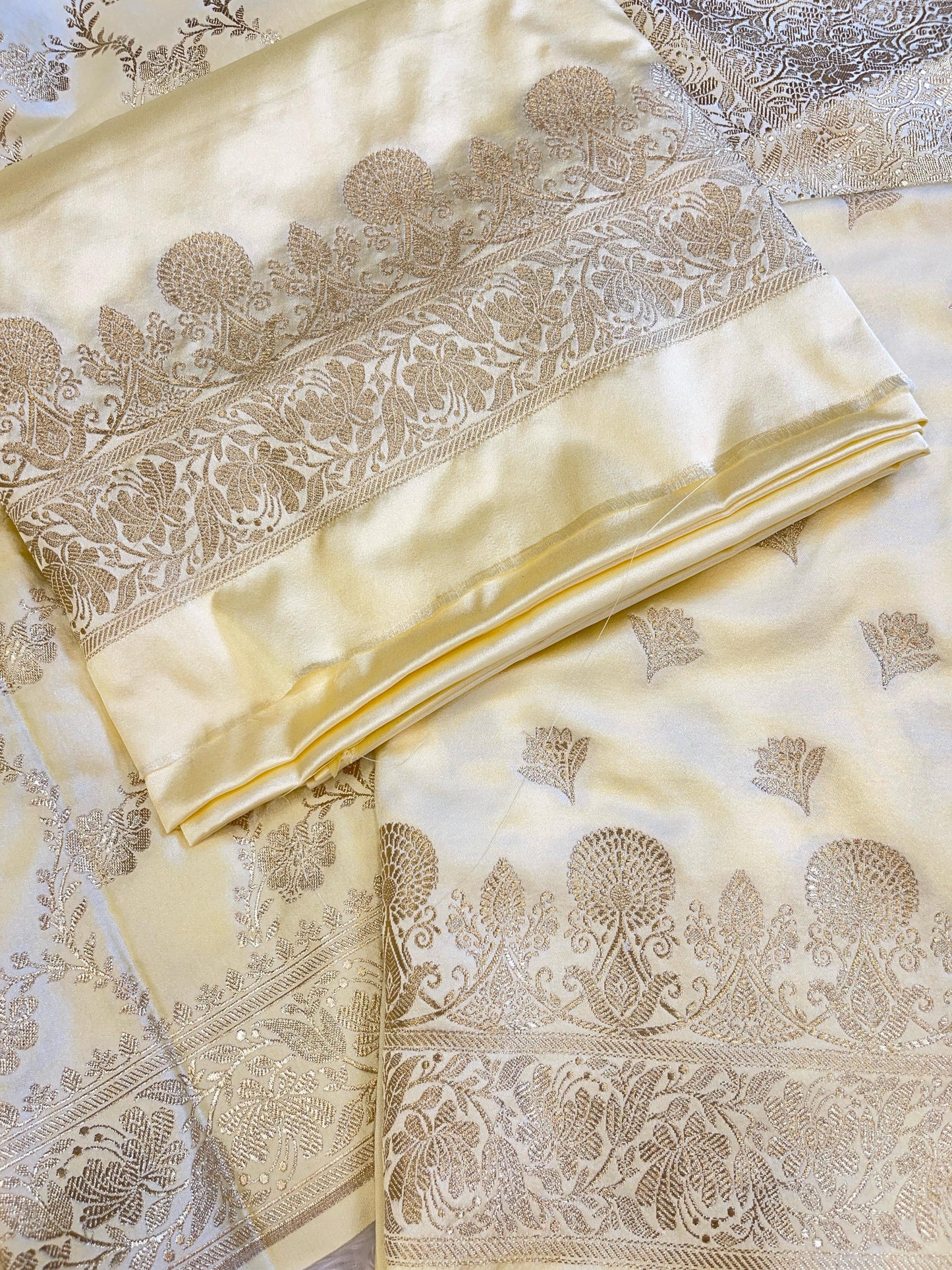 Tussar Premium Mashru Silk Floral Zari Booti Banarasi Suit Set 1500AJ_KCP22