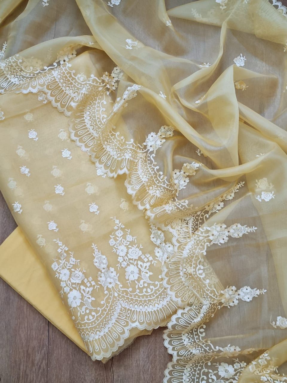 Beige Organza Silk Embroidery Banarasi 3 Pcs Suit Set 1100SKL_OG7