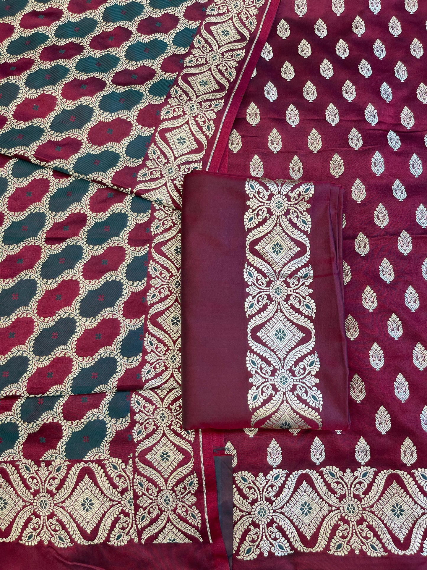 Pure Handloom Wine Mashru Silk Floral Zari Booti with Rangkaat Dupatta Banarasi 3 pcs Suit Set 26AJ_MSR10