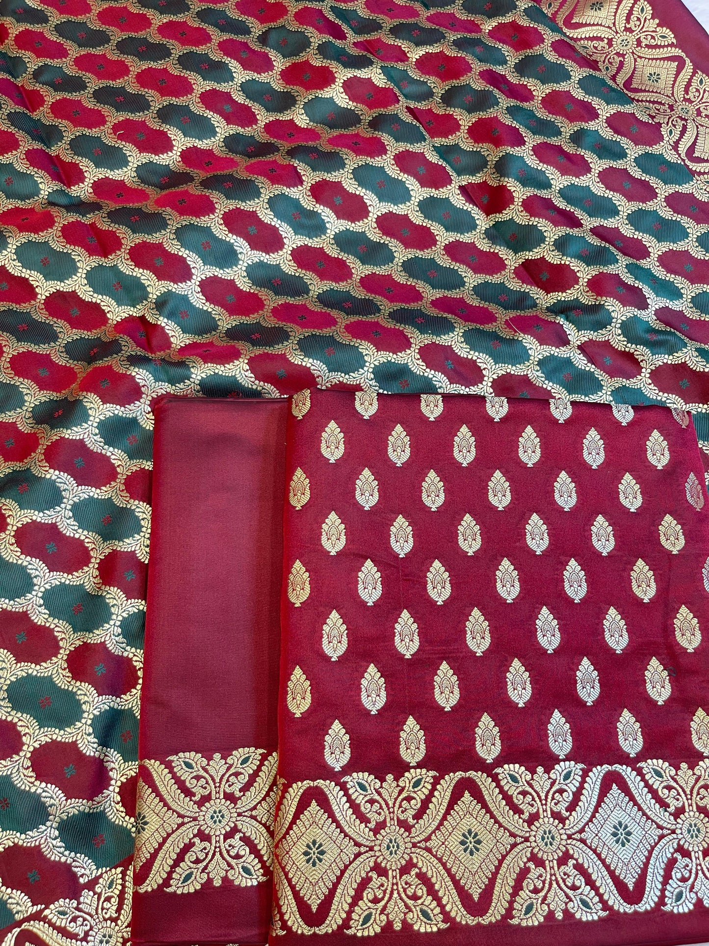 Pure Handloom Wine Mashru Silk Floral Zari Booti with Rangkaat Dupatta Banarasi 3 pcs Suit Set 26AJ_MSR10
