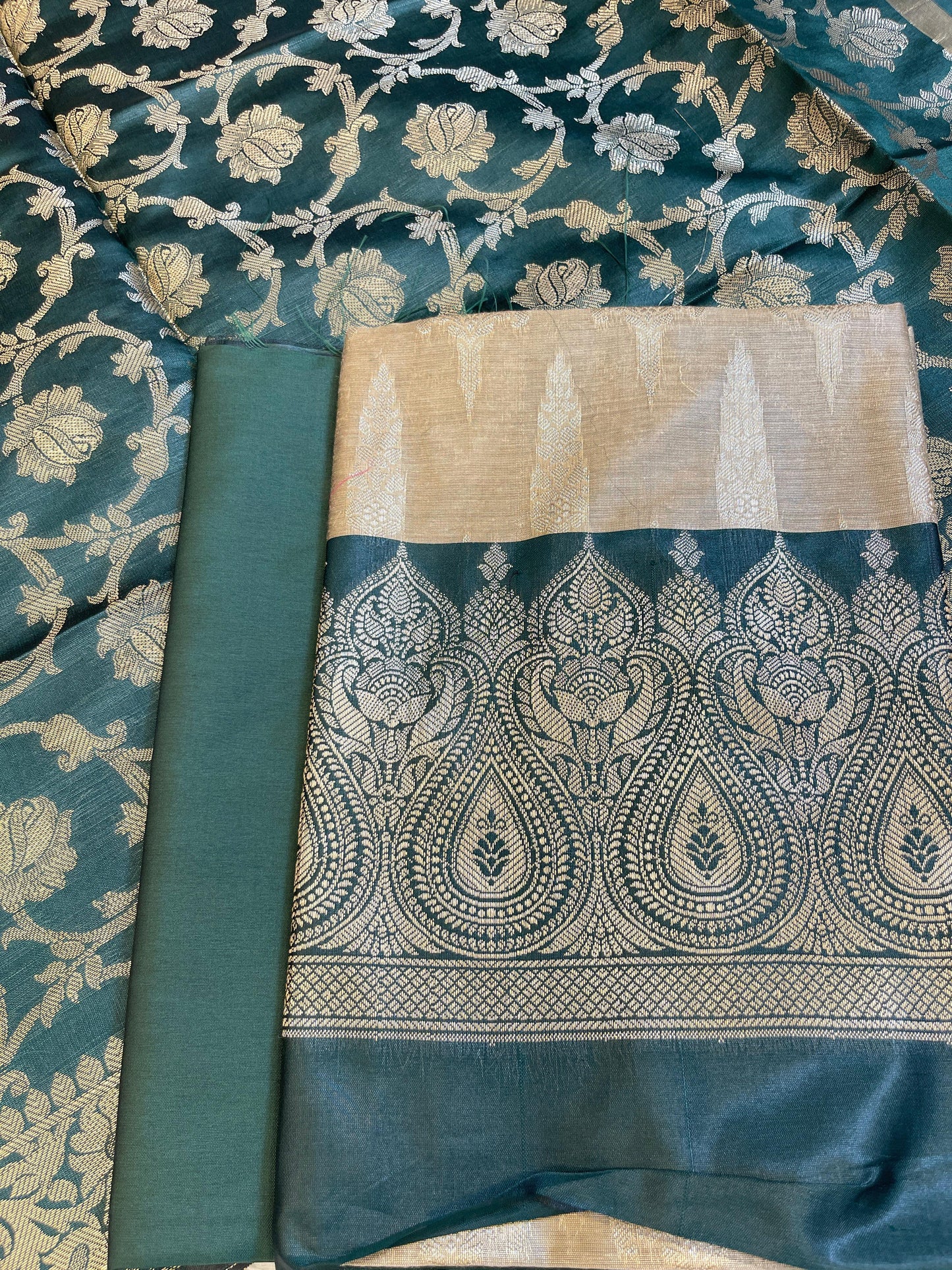 Beige Art Silk Floral Zari Booti Contrast Banarasi Suit with Darkgreen Dupatta 625AJ_TPT45