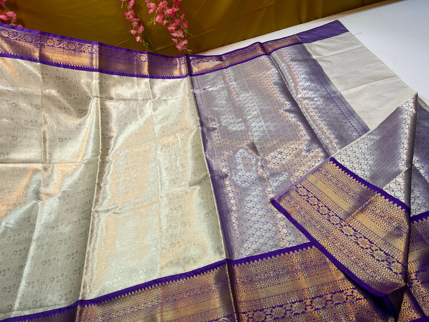 Beige Kanjeevaram Soft Silk Floral Jaal Contrast Indigo Blue Border Banarasi Saree MS_KS4