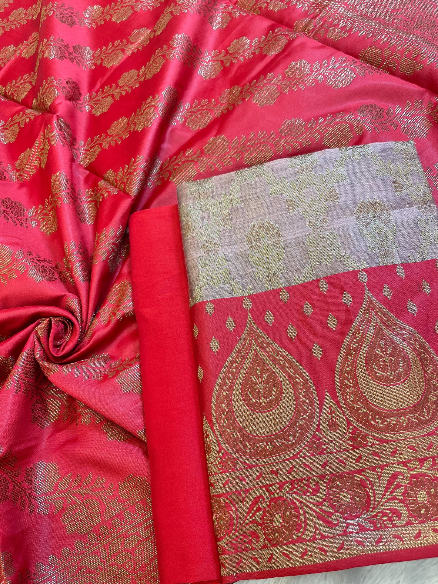 Mauve Cotton Alfi Zari Jaal Contrast Red Silk Border Banarasi Suit 55IM_CTN12