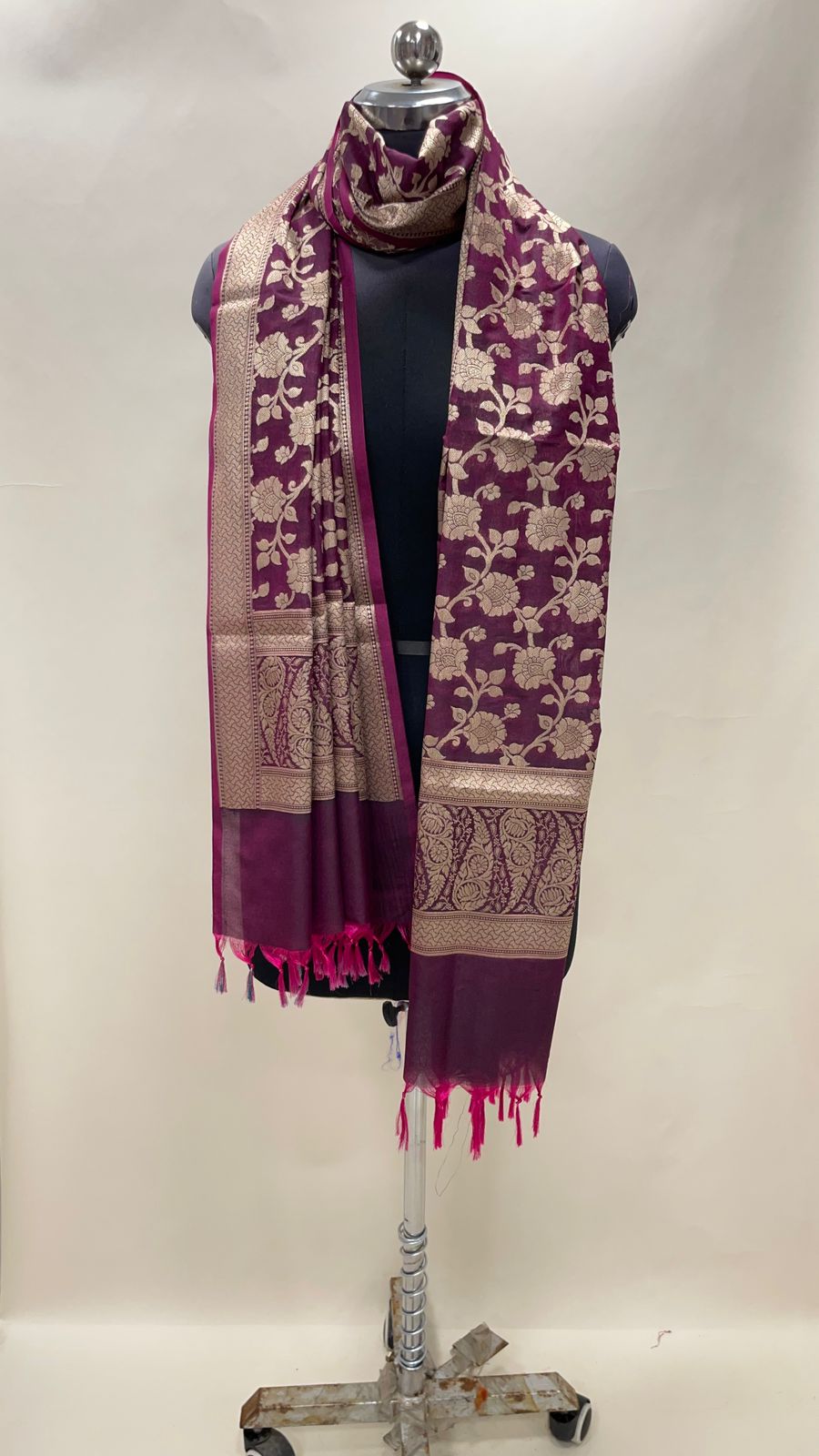 Faishana Presents Semi Katan Silk Magenta Alfi Zari Jaal Paisley Anchal Banarasi Dupatta