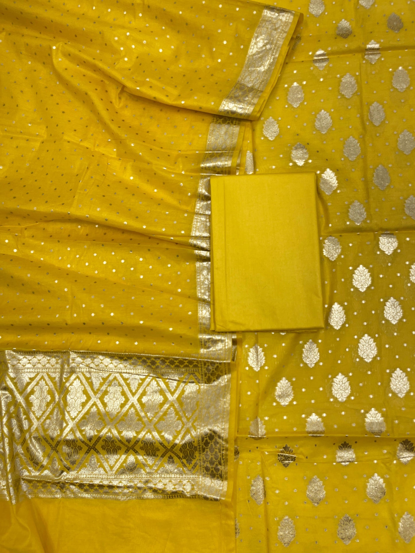 Yellow Pure Cotton Self Design Banarasi 3 pcs Suit Set IM_PCSD4