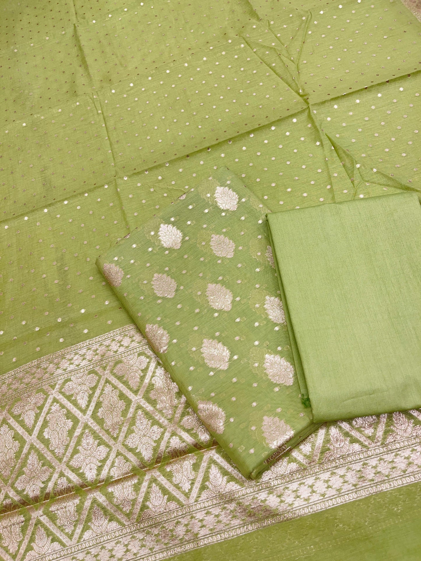 Light Green Pure Cotton Self Design Banarasi 3 pcs Suit Set IM_PCSD5