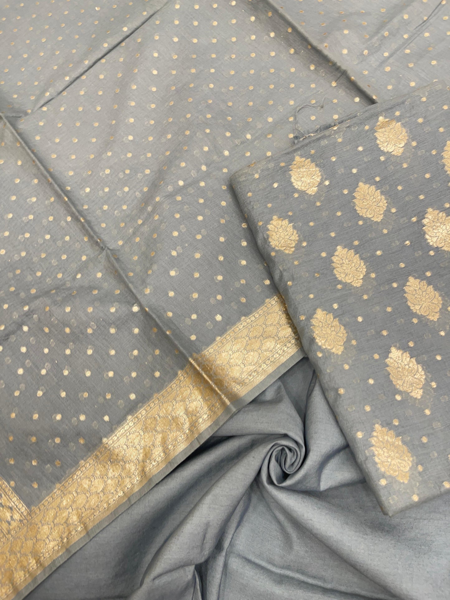 Grey Pure Cotton Self Design Banarasi 3 pcs Suit Set IM_PCSD6