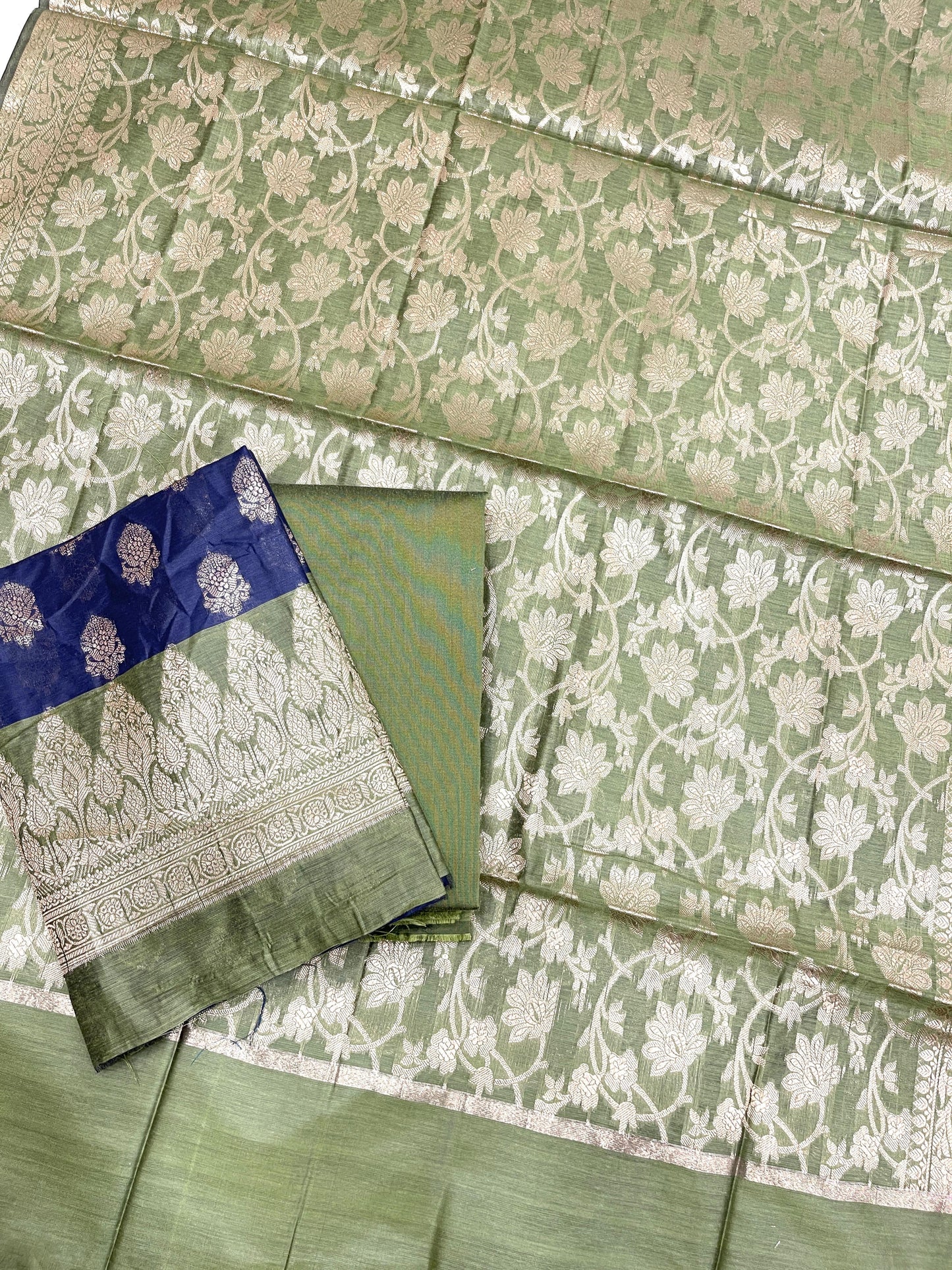 Navy Blue Cotton Banarasi 3 pcs Suit Set with Contrast Pista Green Dupatta IM_CS3