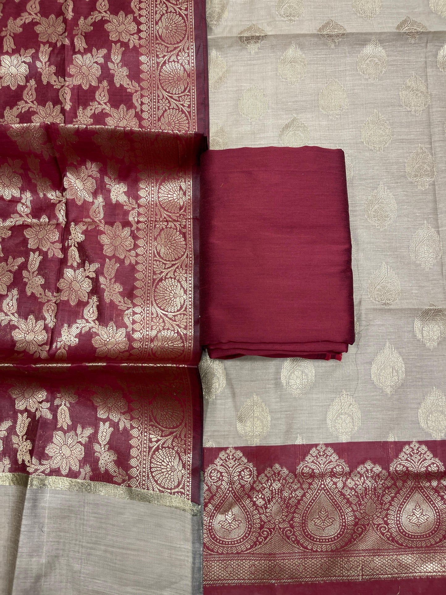 Beige Cotton Banarasi 3 pcs Suit Set with Contrast Maroon Dupatta IM_CS17