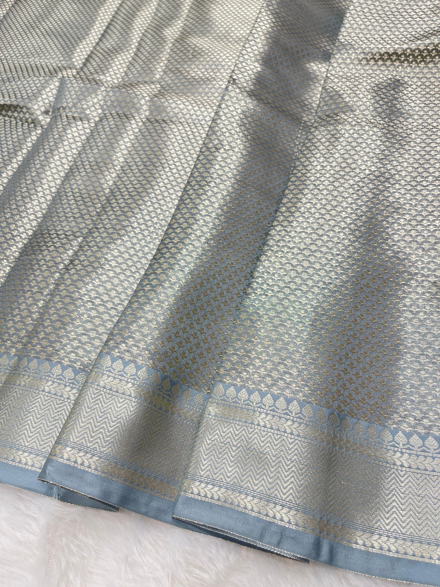 Mehndi Green Cotton Water Ring Zari Booti Banarasi Saree JVC_1