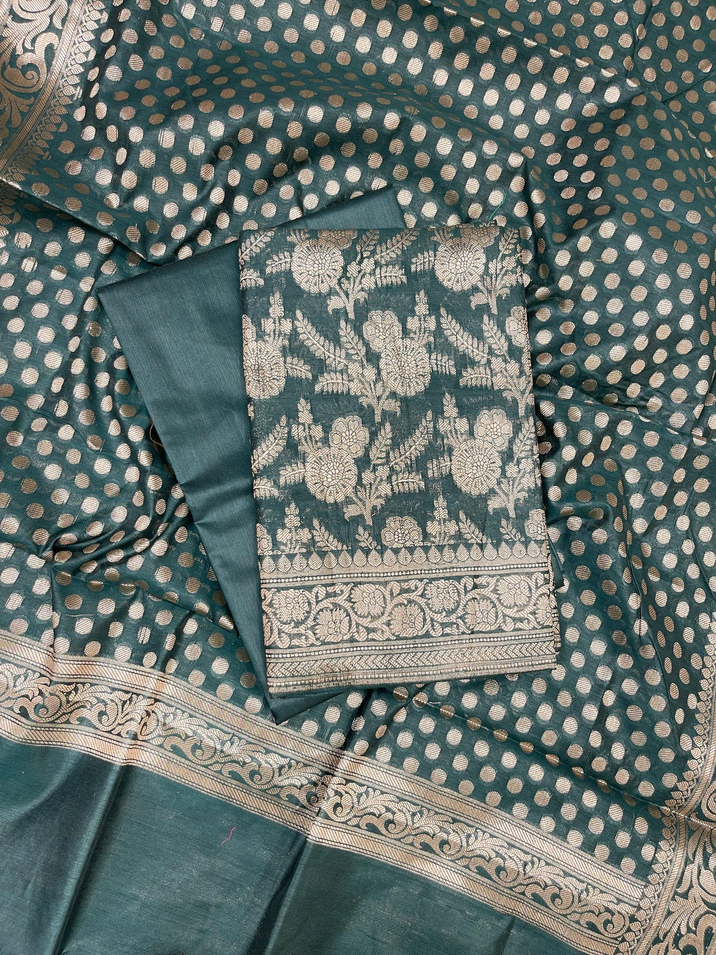 Dark Green Cotton Silk Boota Banarasi 3 pcs Suit Set 675JVC_108
