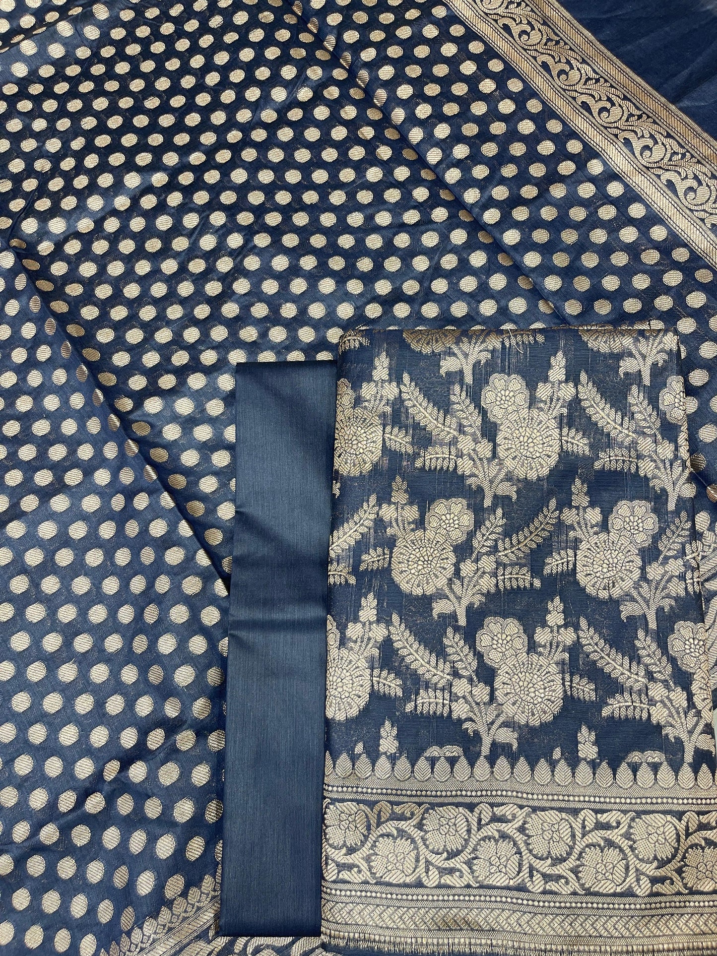 Navy Blue Cotton Silk Boota Banarasi 3 pcs Suit Set 675JVC_110
