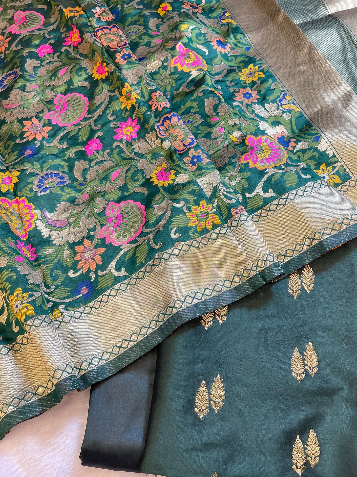 Dark Green Katan Silk Zari Booti Banarasi 3 pcs Suit Set with Multicolor Mina Dupatta 700SKL_KS1