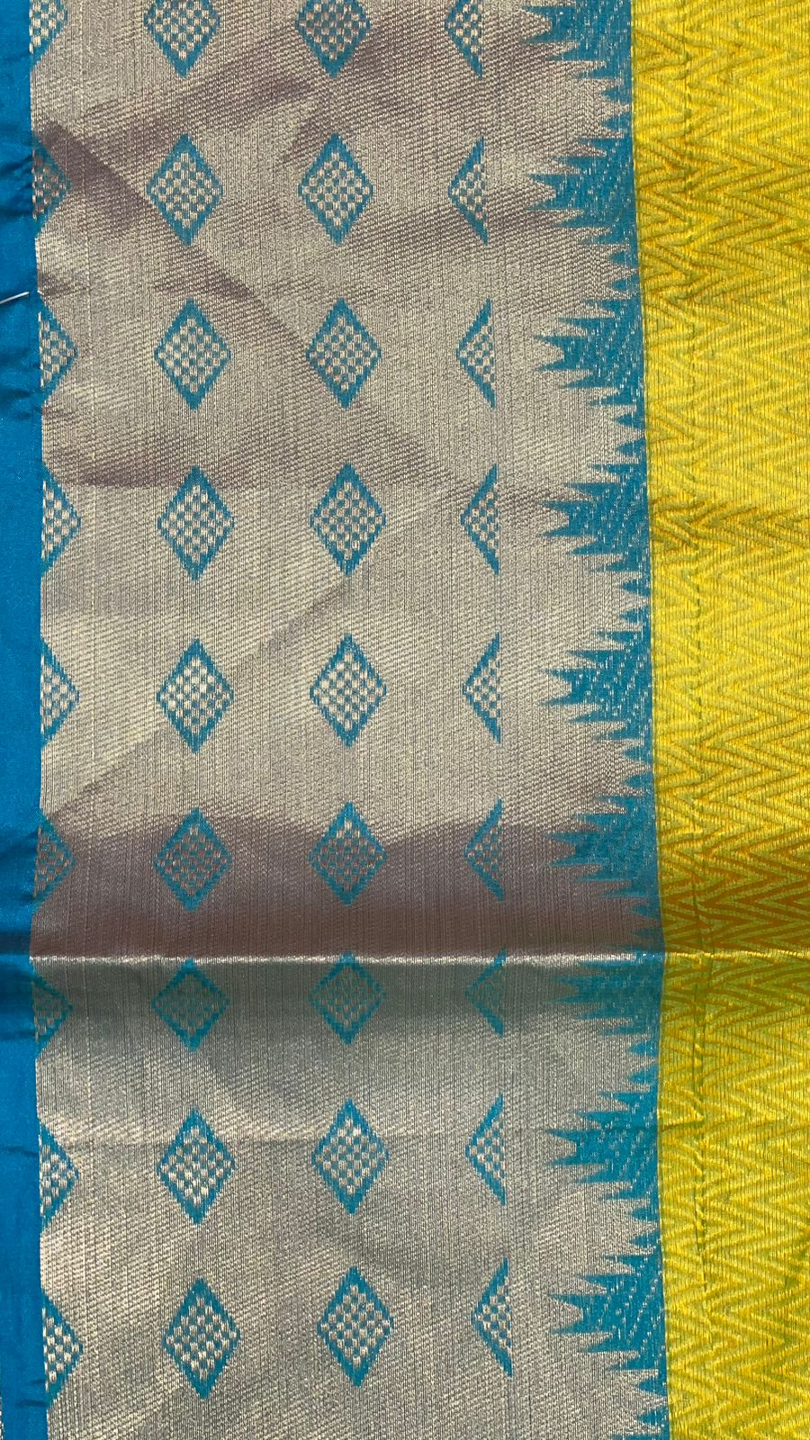 Yellow Tanchoi Banarasi Sarees For Women GEBC12