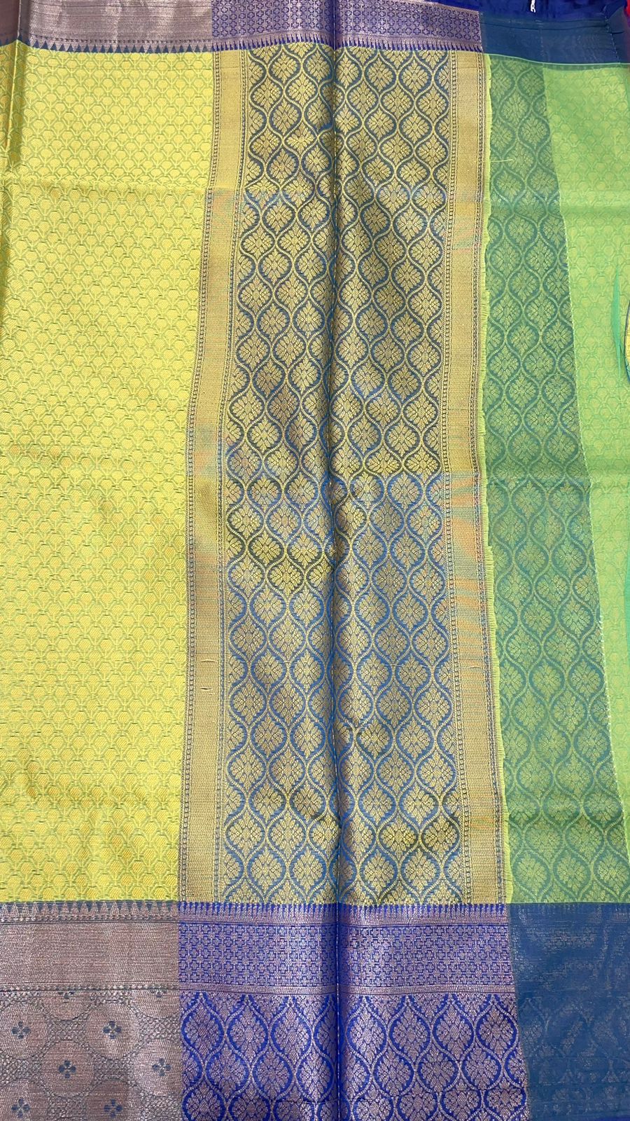 Green Tanchoi Banarasi Sarees For Women GEBC6