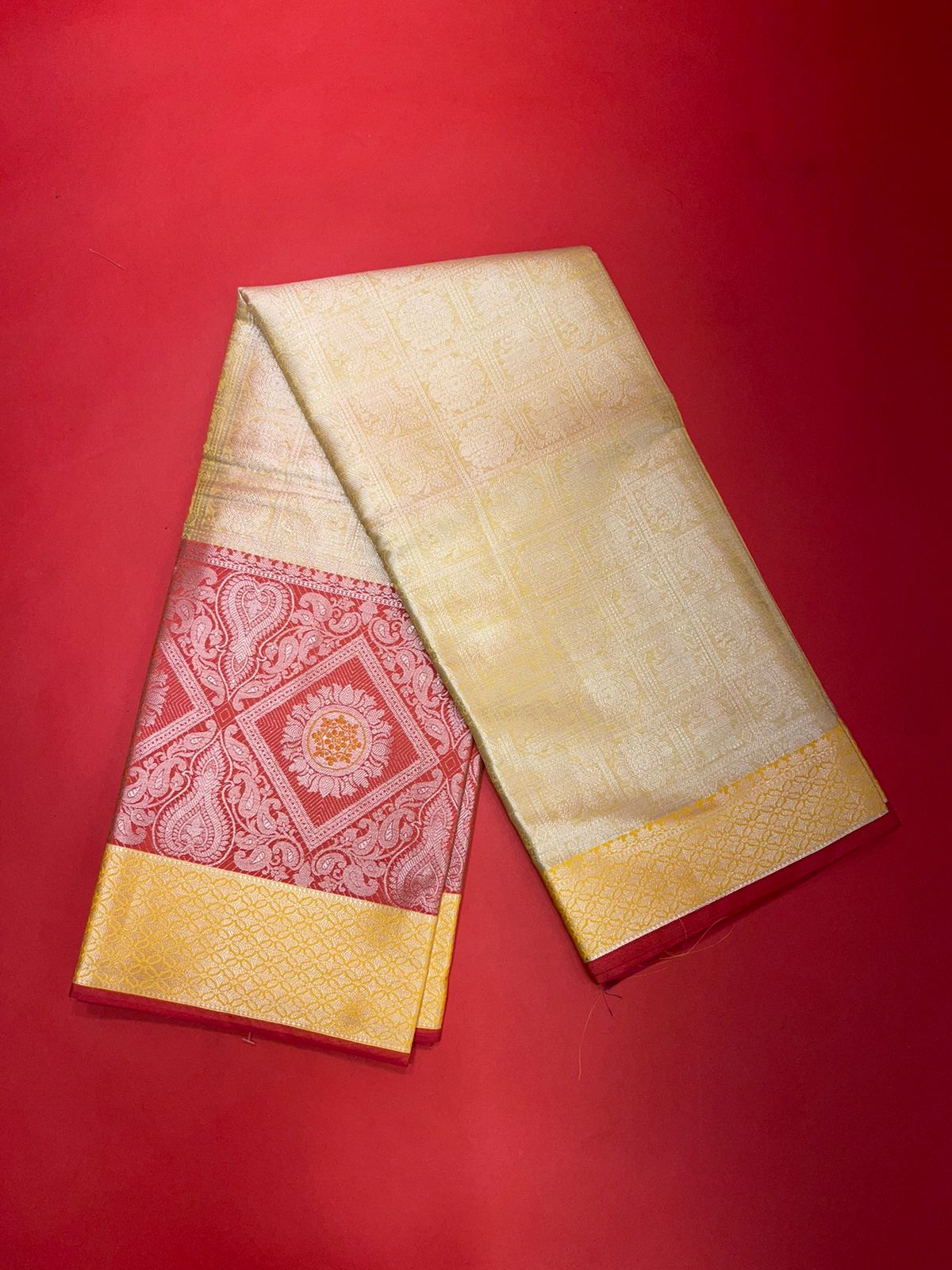 Faishana Presents Gold Silver Zari Kanchi Silk Tanchoi Brocade Contrast Red Skirt Meena Border Banarasi Saree