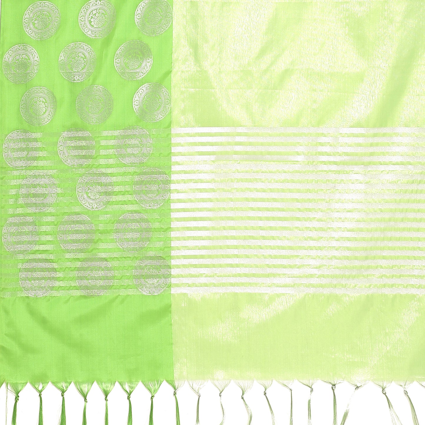 Faishana Presents Green Silver Zari Glass Tissue Tanchoi Contrast Large Border Banarasi Saree