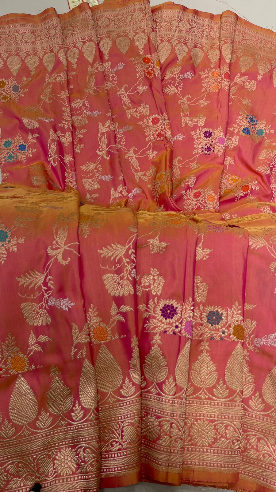 Timeless Elegance: Faishana Pure Silk Handloom Unveils Peach Ektara Dhoop Chav Katan Silk Kadhua Minakari Floral Jangla Jaal with Peach Stripe Blouse Saree