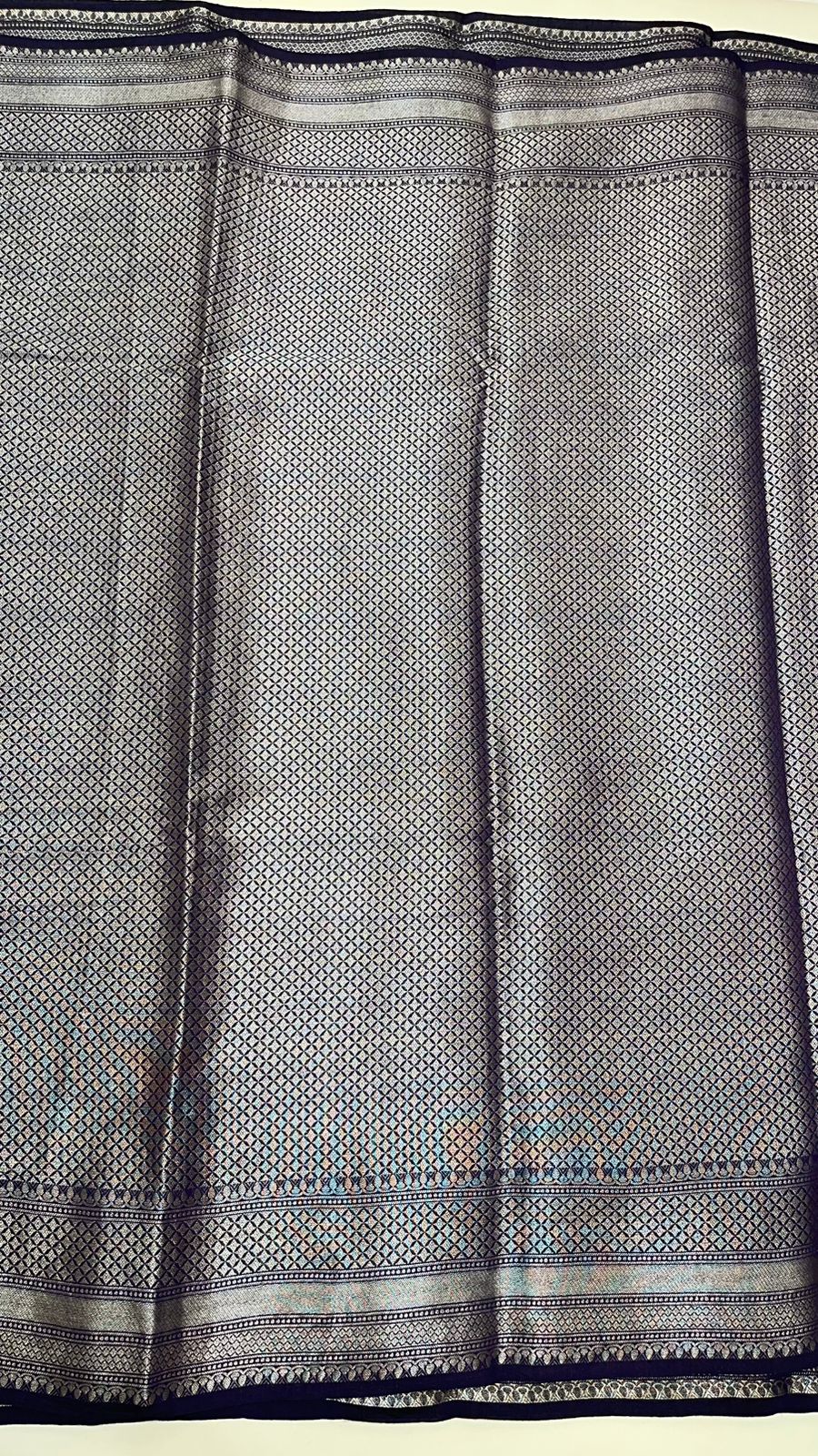 Royal Elegance: Faishana Pure Silk Handlom Navy Blue Munga Silk Zari Mina Booti Saree with Minakari Jaal Anchal Zari Border Paired with a Matching Blouse Piece