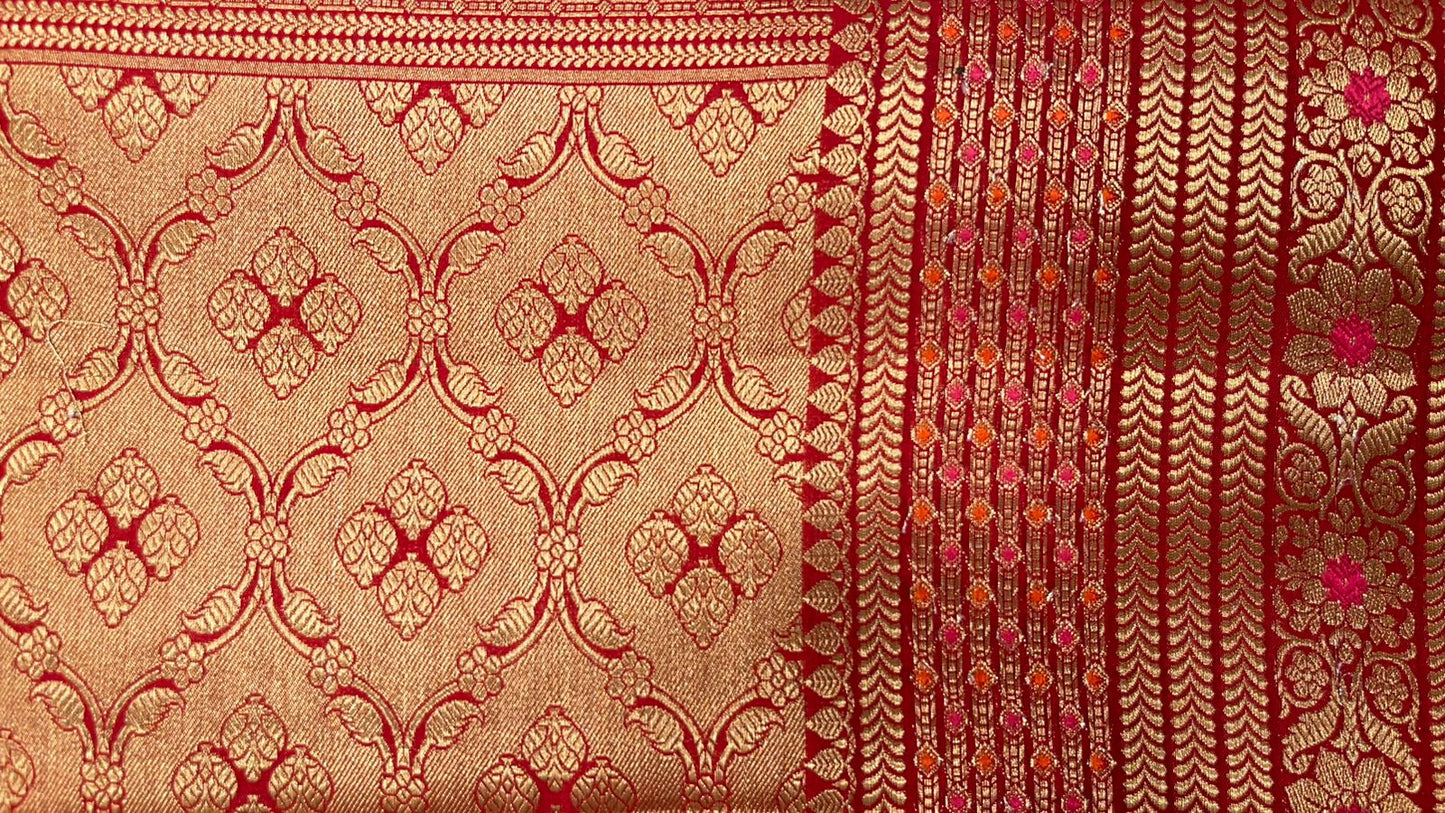 Ravishing Elegance: Faishana's Pure Silk Handloom Red Pure Chiniya Silk Tilfi Zari Jaal Zig-Zag with Minakari Zari Border & Red Blouse Piece