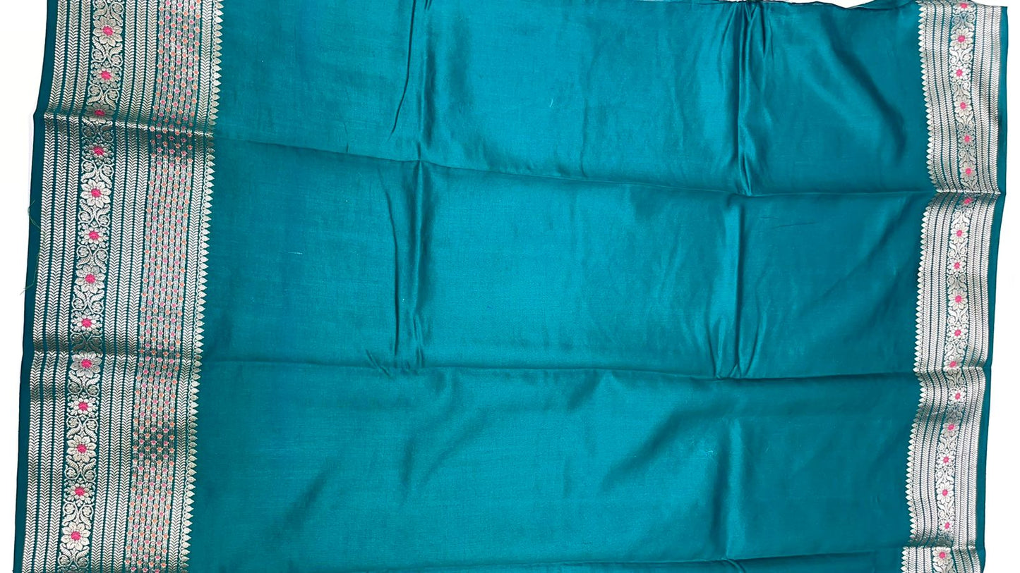 Enchanting Elegance: Faishana Pure Silk Handloom Dark Green Chiniya Silk Gold Floral Zari Booti with Minakari Border & Dark Green Blouse
